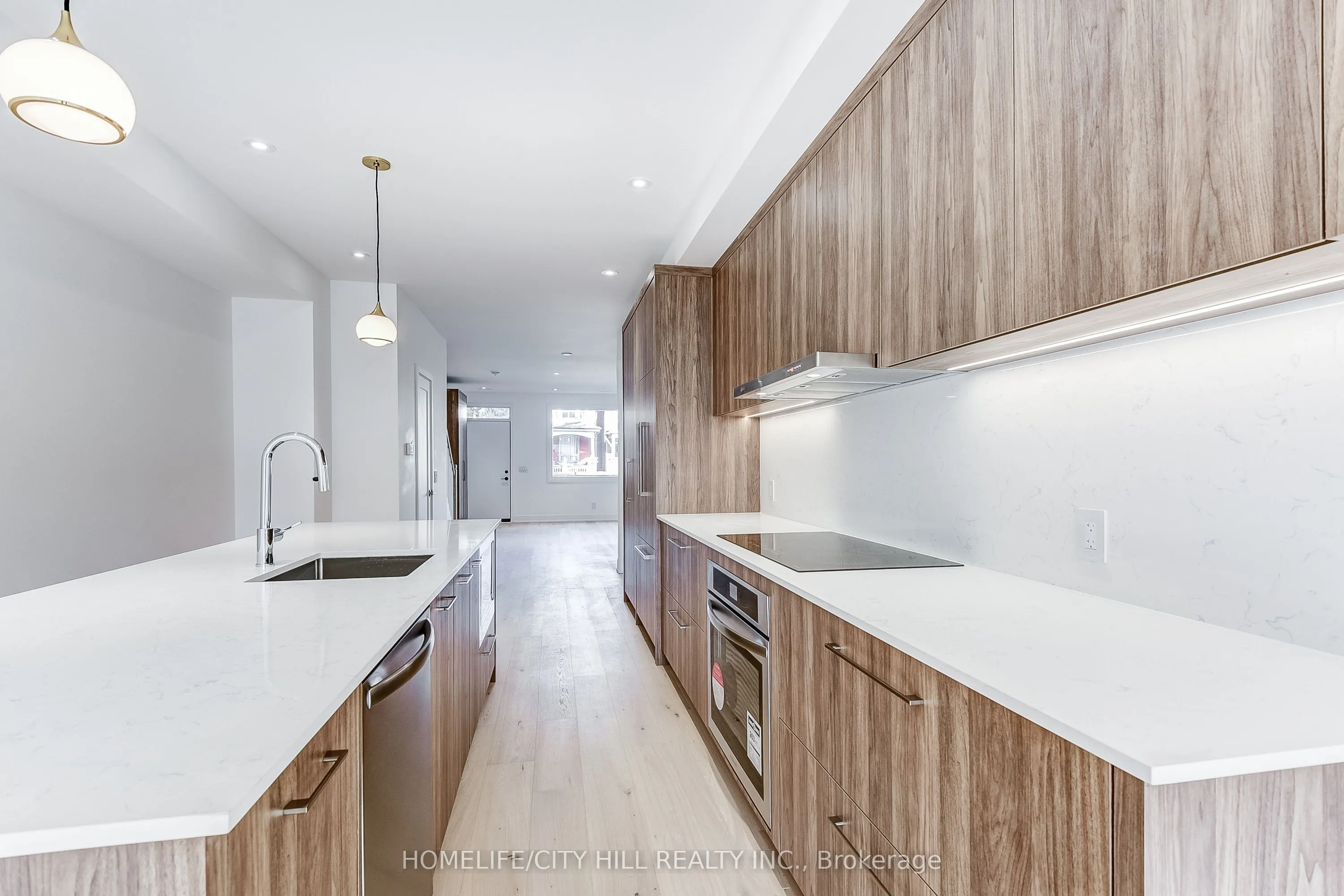 73 Melville Avenue