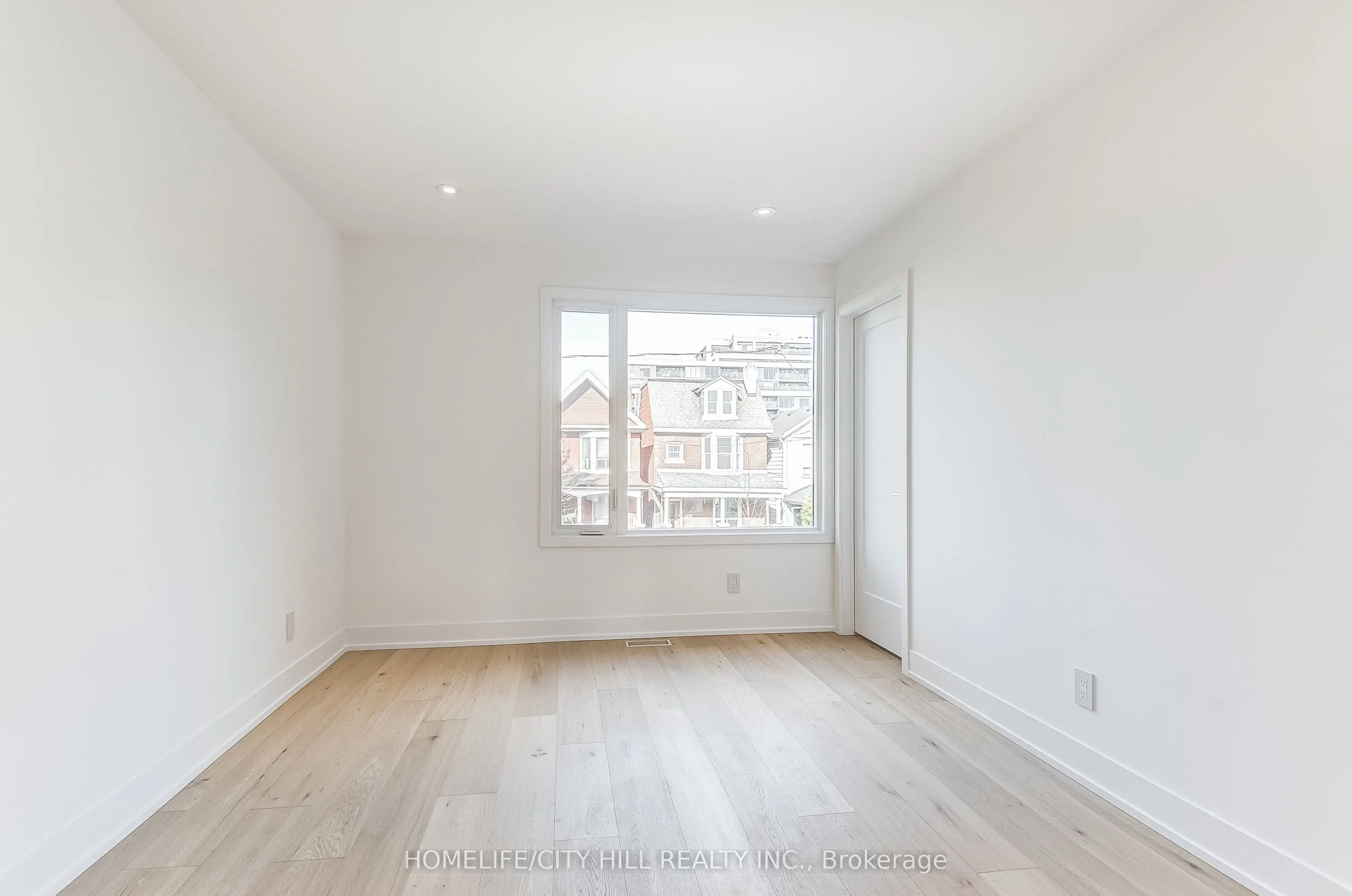 73 Melville Avenue