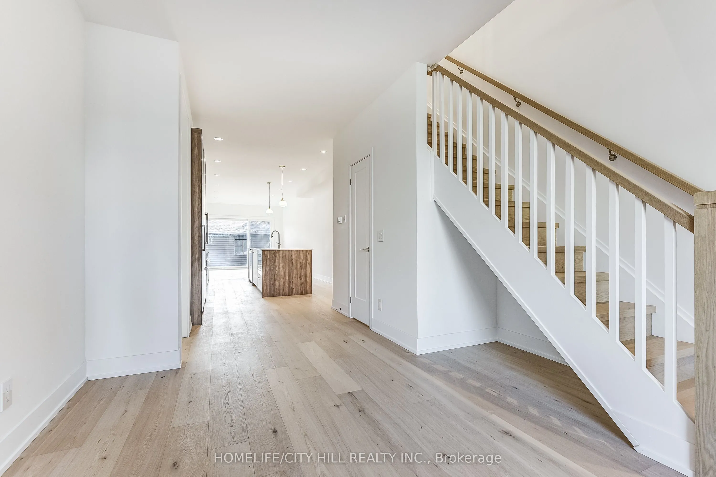 73 Melville Avenue