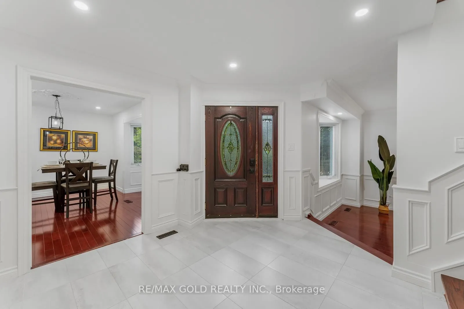 17 Madrid Crescent