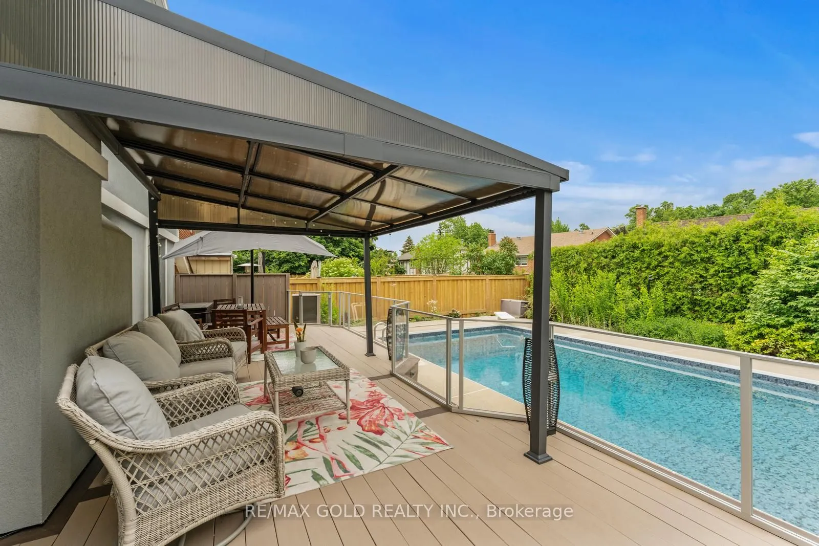 17 Madrid Crescent