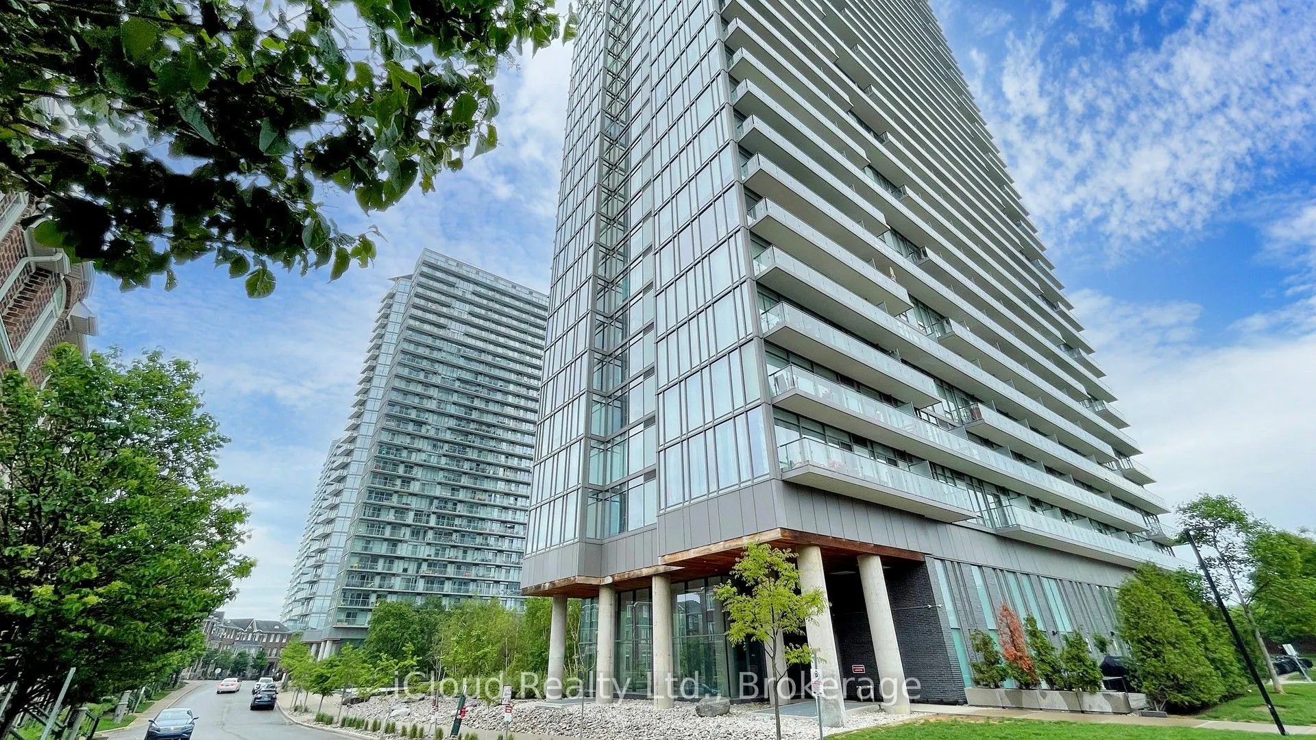 103 The Queensway Avenue, #2706