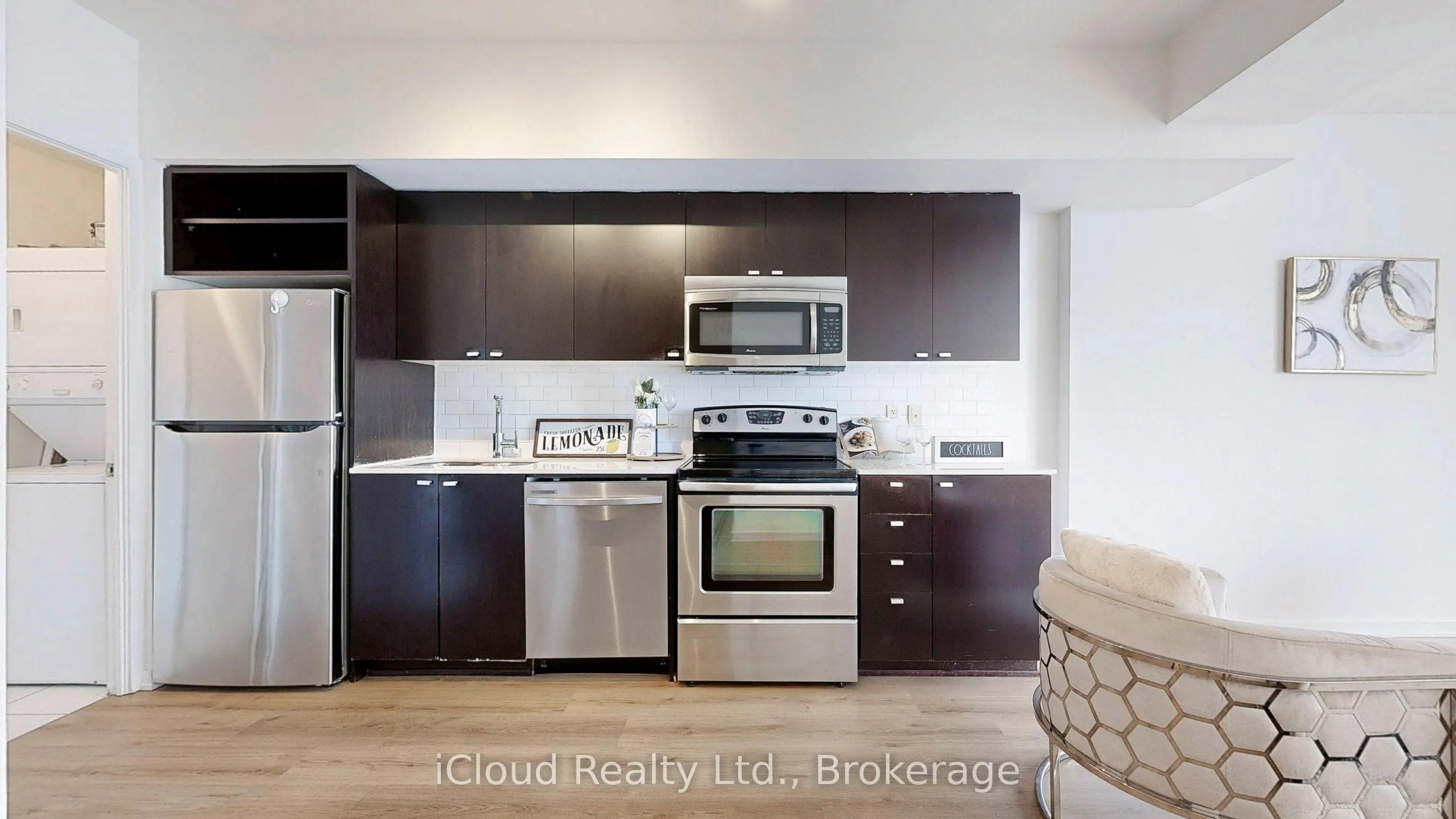 103 The Queensway Avenue, #2706