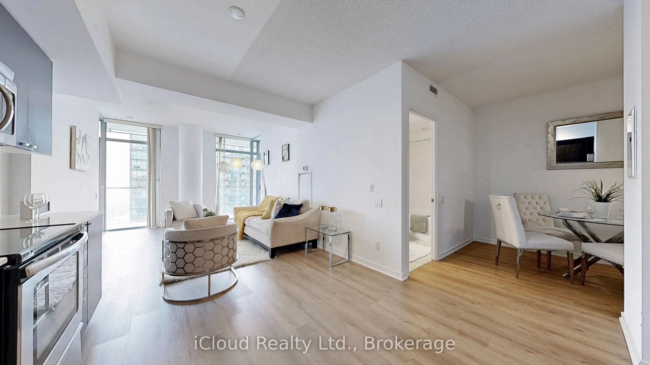 103 The Queensway Avenue, #2706