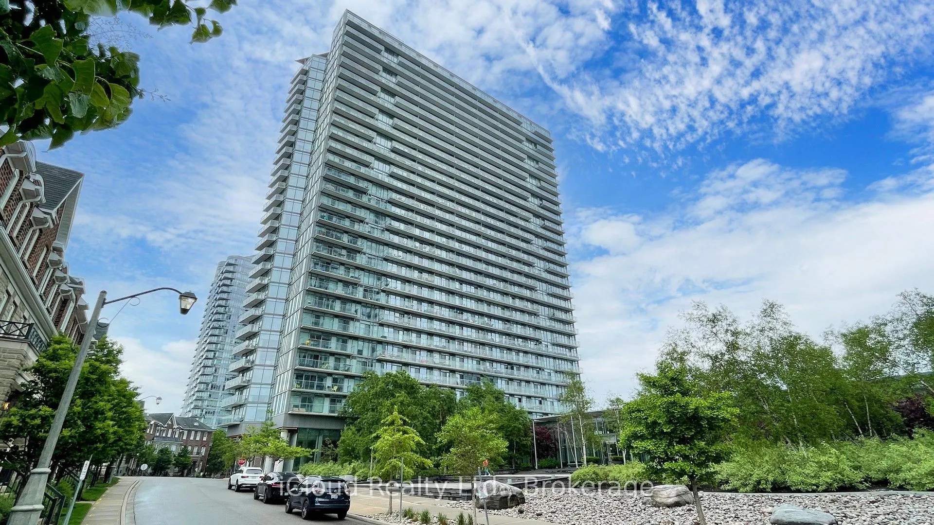 103 The Queensway Avenue, #2706