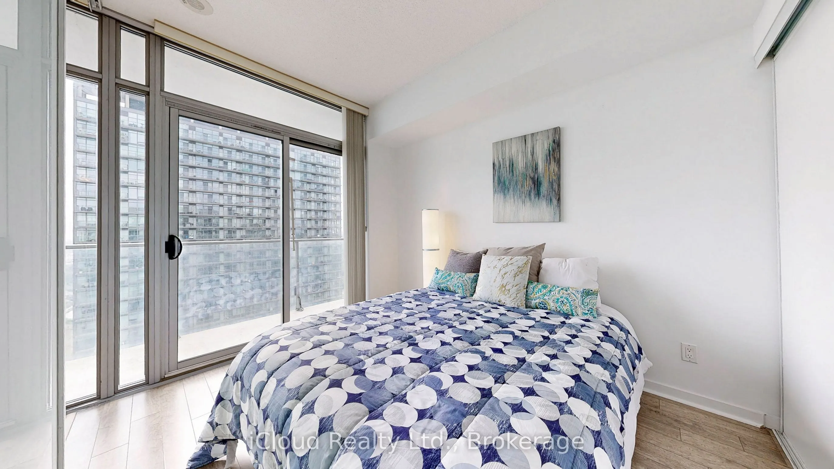 103 The Queensway Avenue, #2706