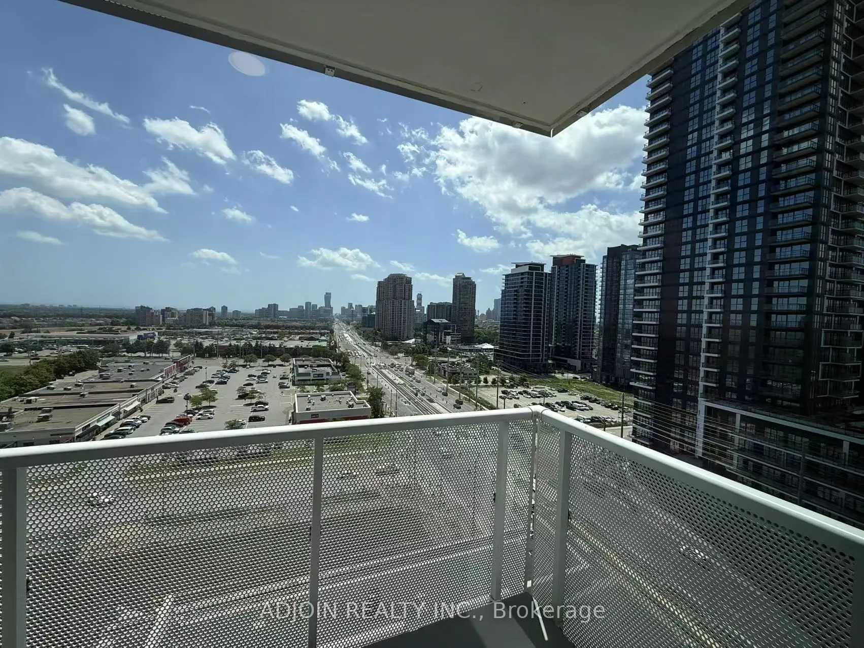 5105 Hurontario Street, #1104