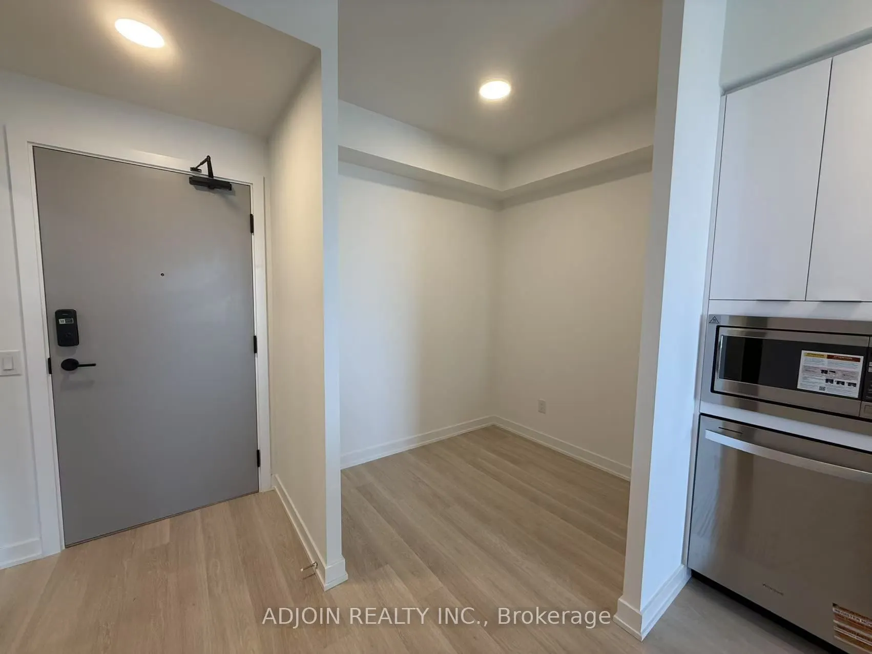 5105 Hurontario Street, #1104