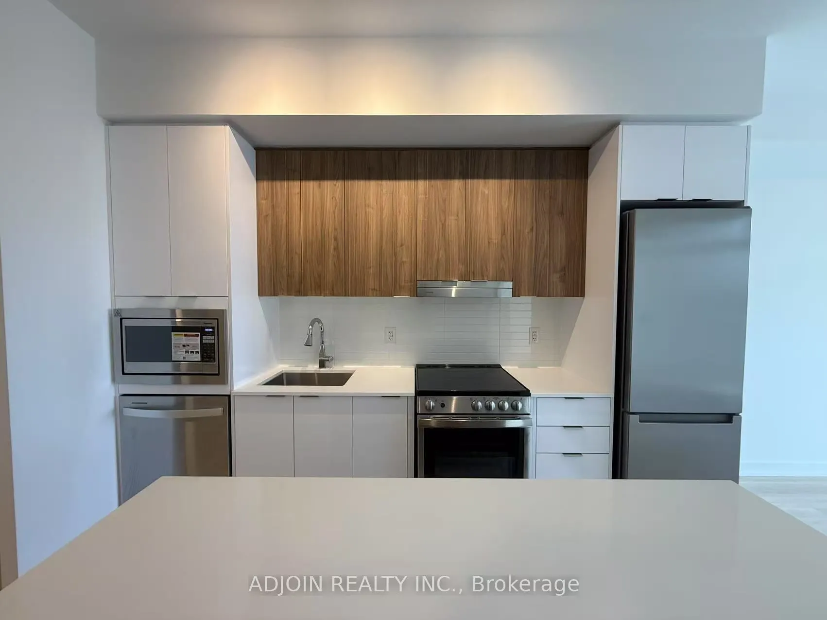 5105 Hurontario Street, #1104