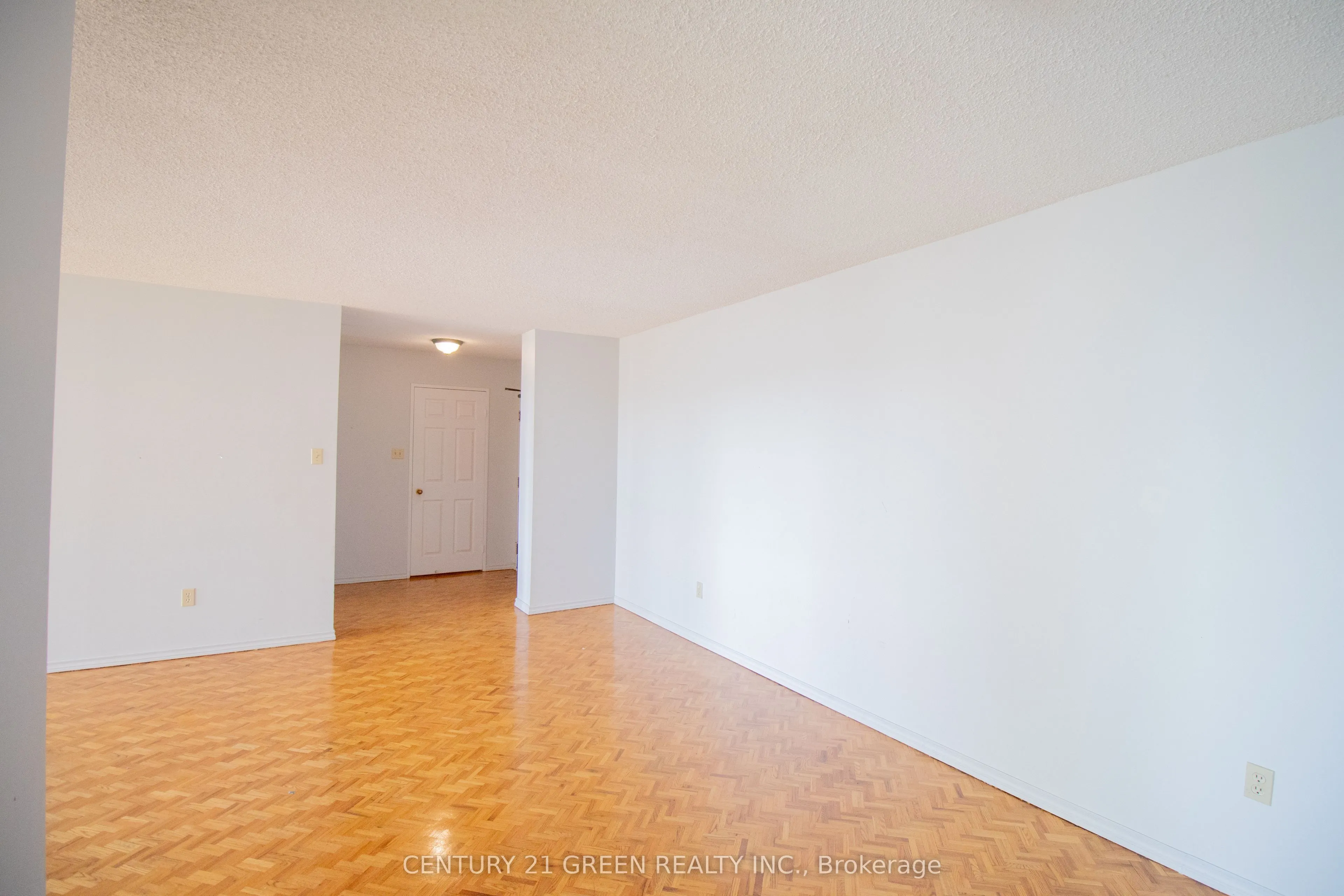 5 Lisa Street, #706