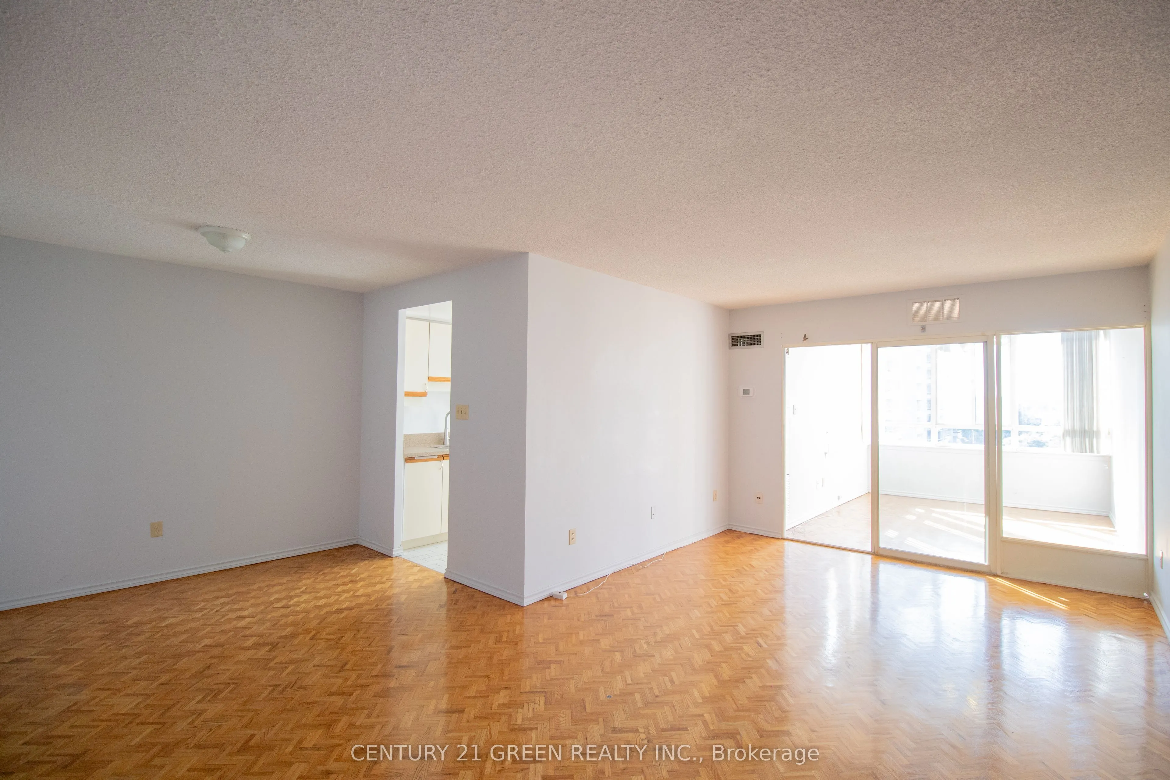 5 Lisa Street, #706