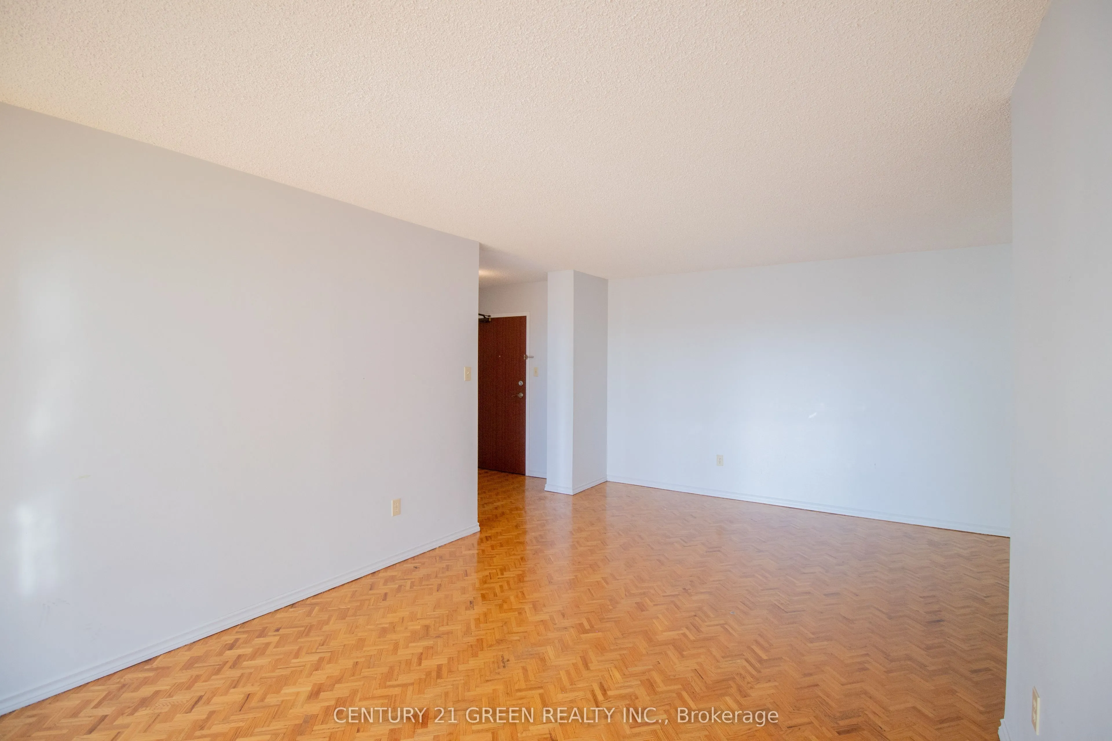 5 Lisa Street, #706