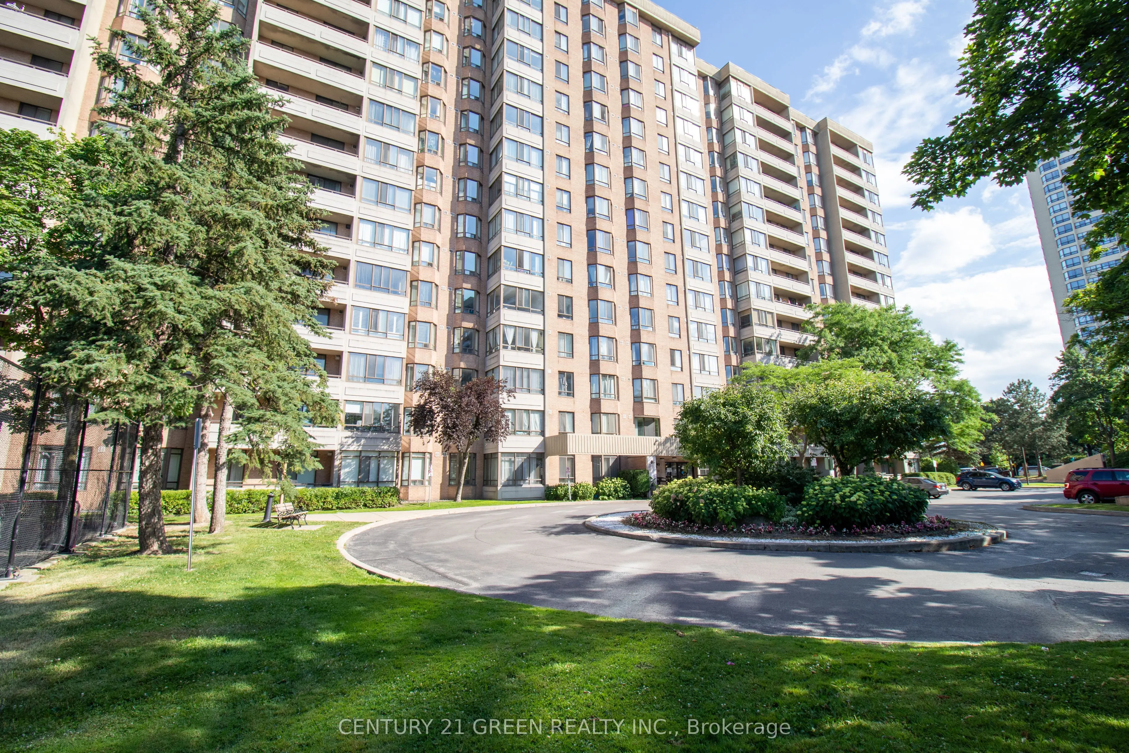 5 Lisa Street, #706