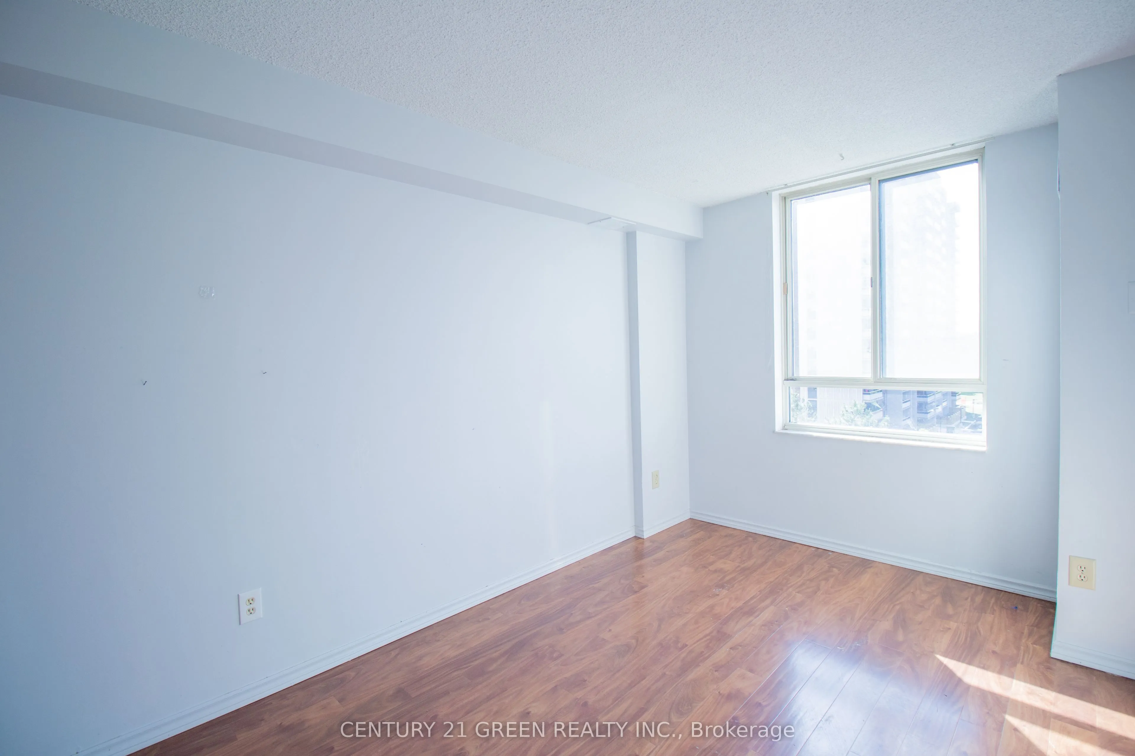 5 Lisa Street, #706