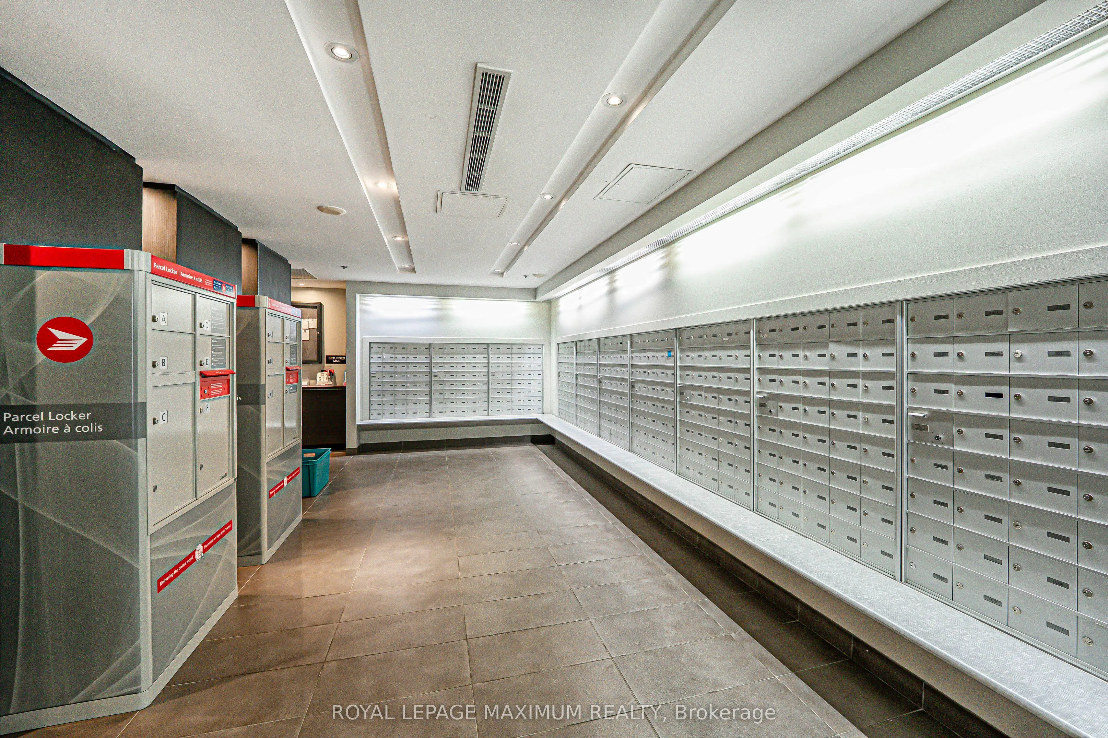38 Joe Shuster Way, #617