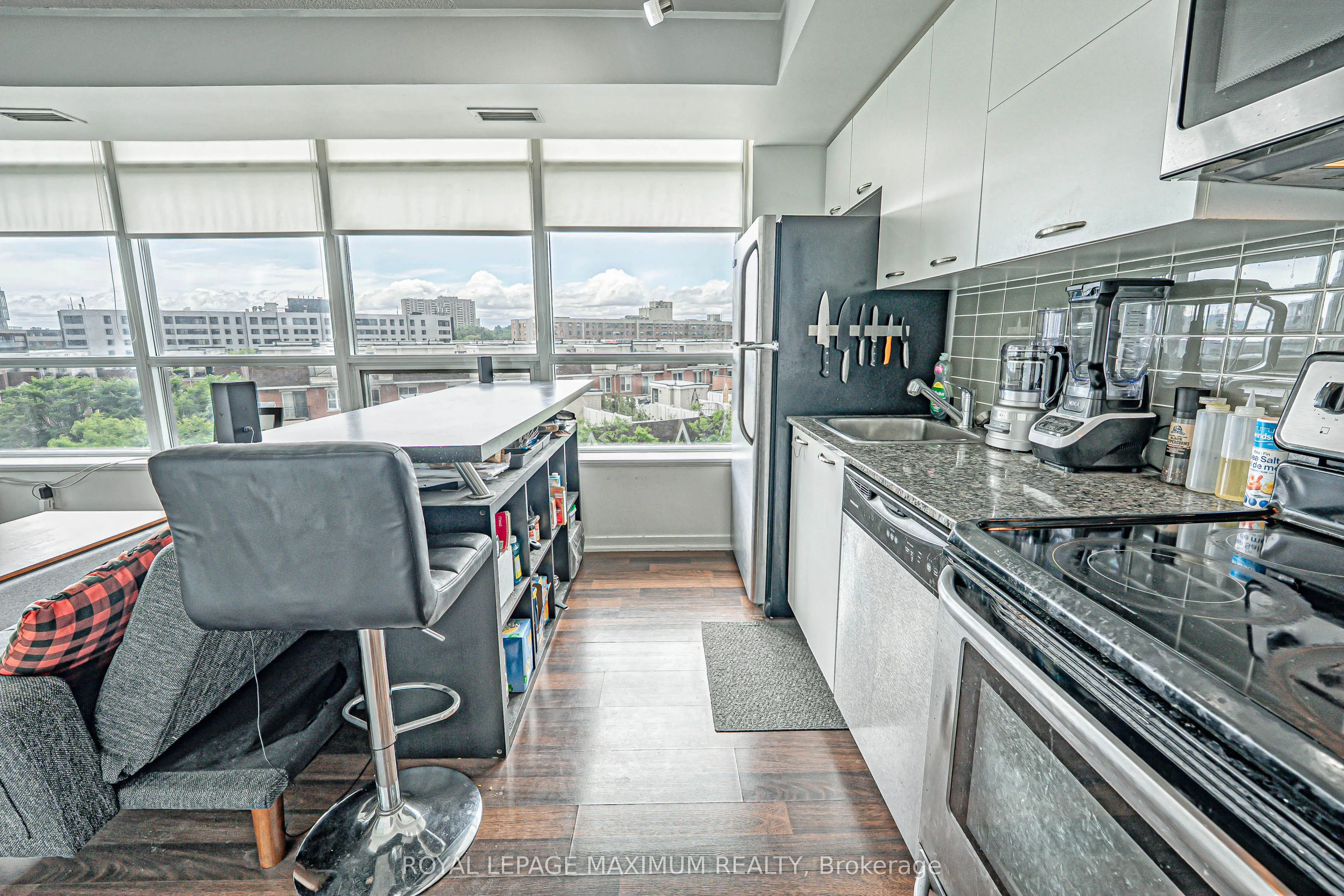 38 Joe Shuster Way, #617