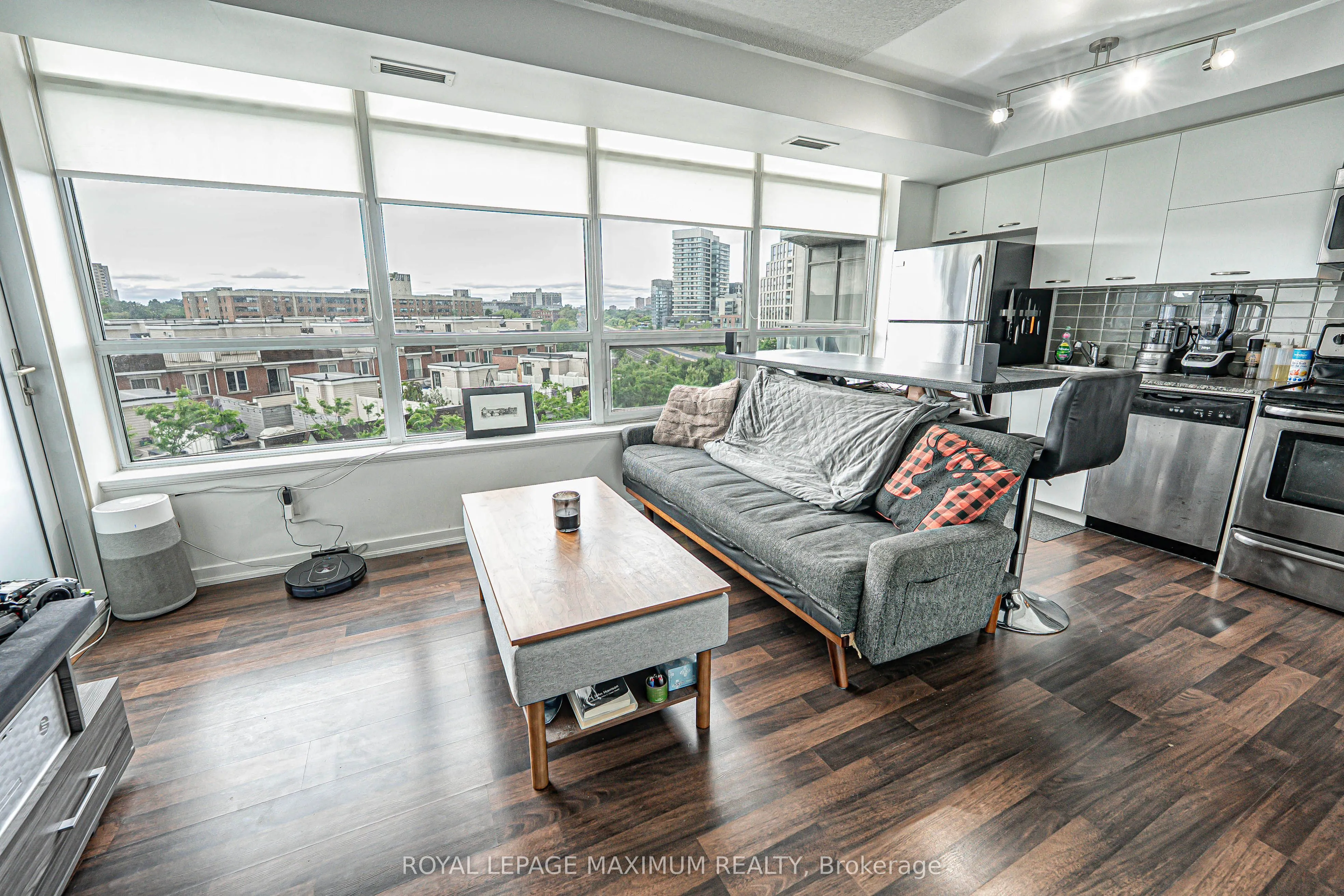 38 Joe Shuster Way, #617