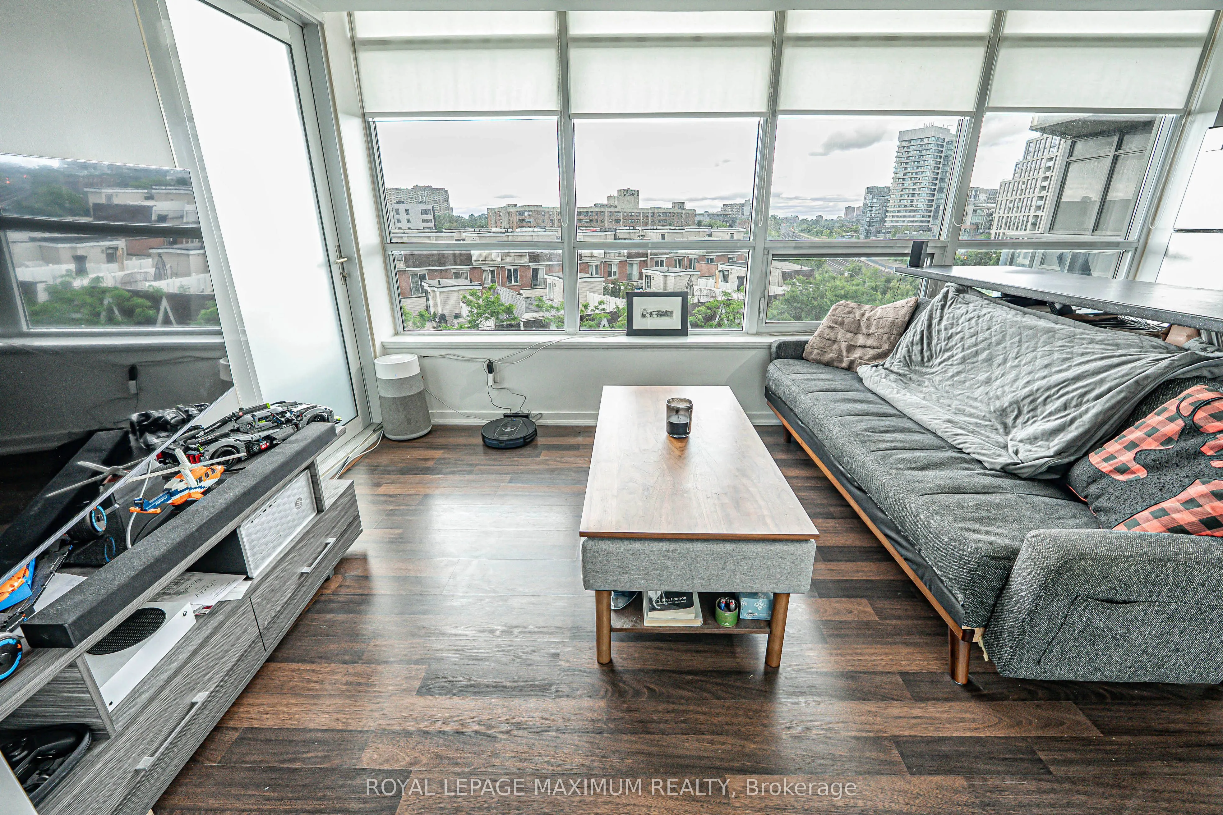 38 Joe Shuster Way, #617