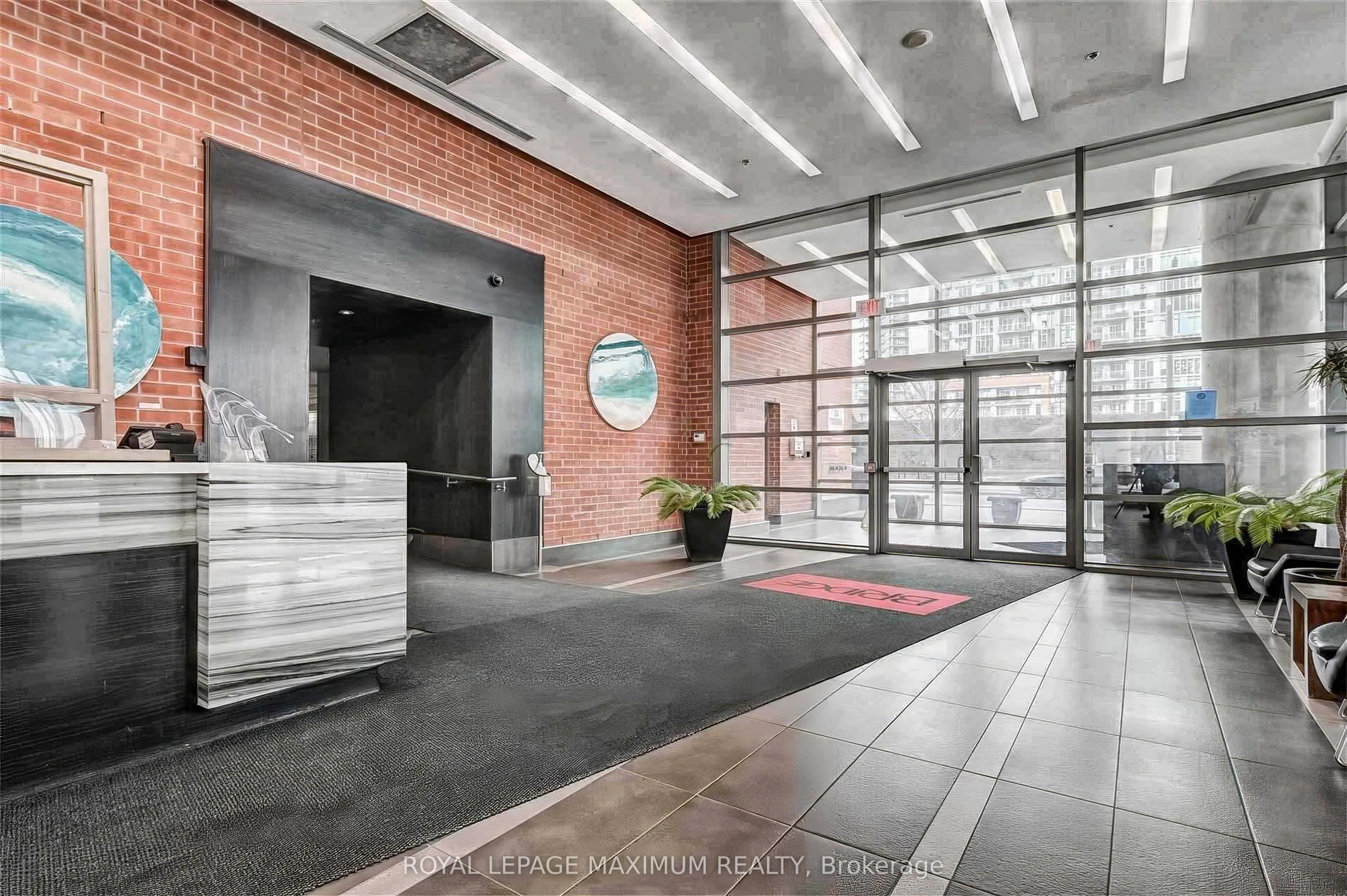 38 Joe Shuster Way, #617