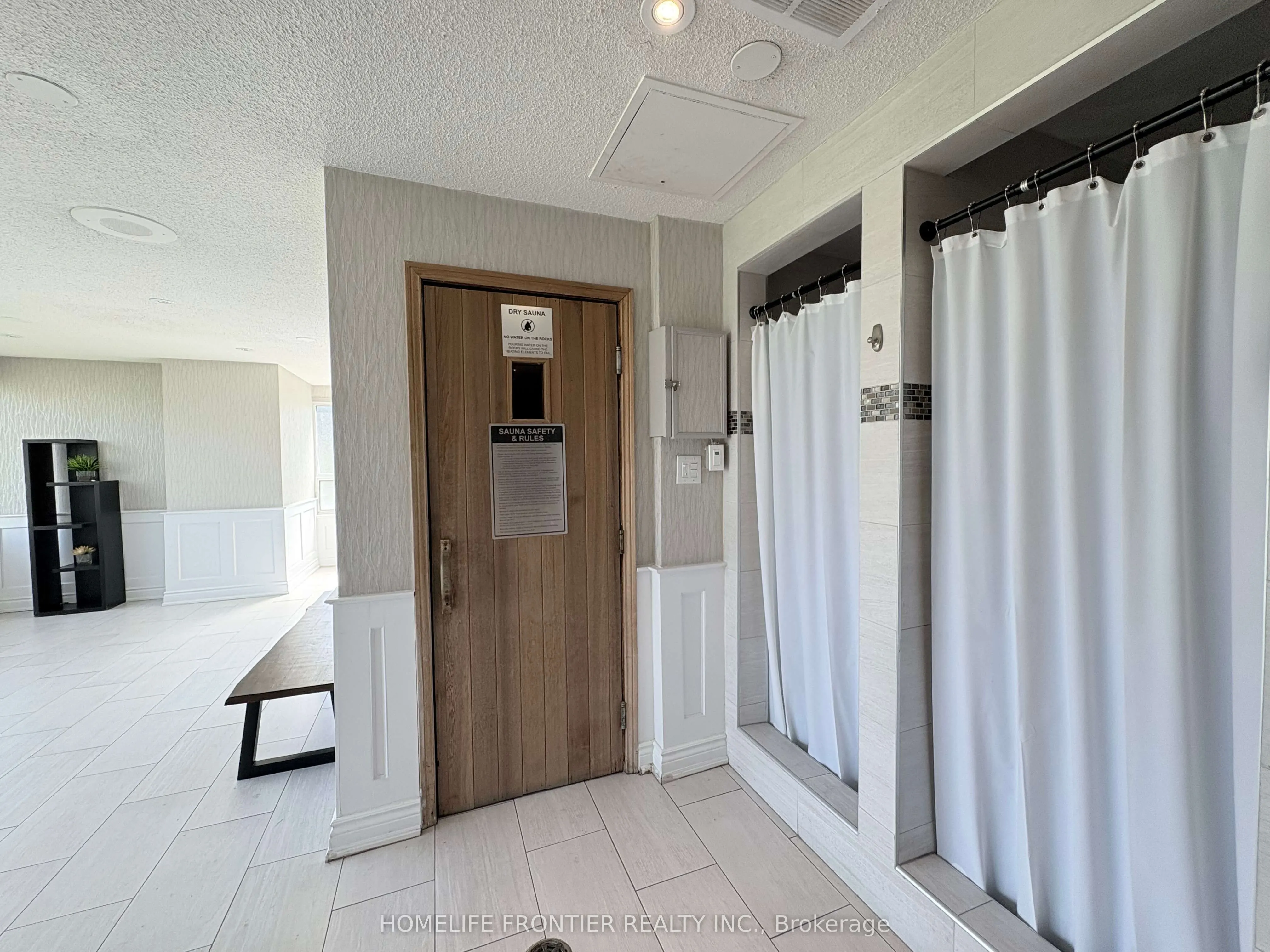 475 The West Mall, #1212
