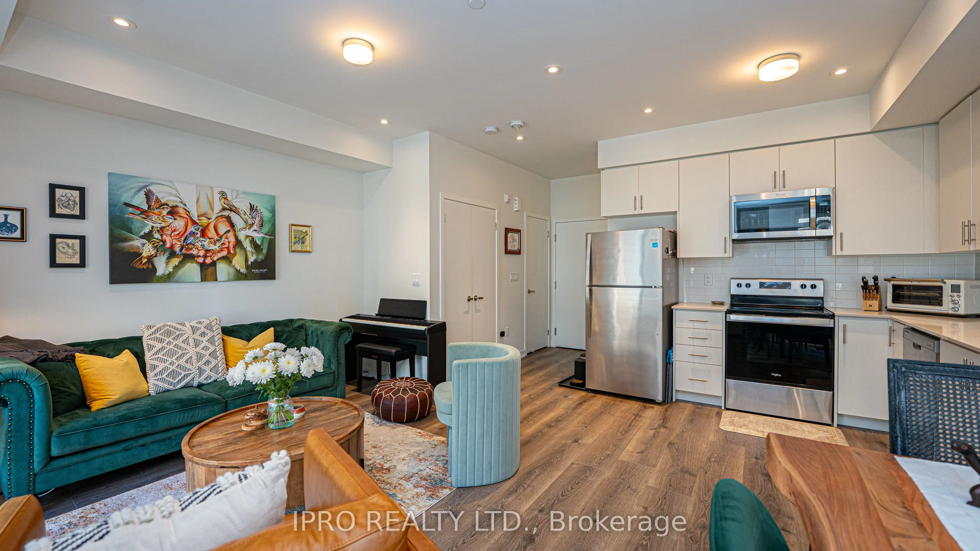 3415 Ridgeway Drive, #13