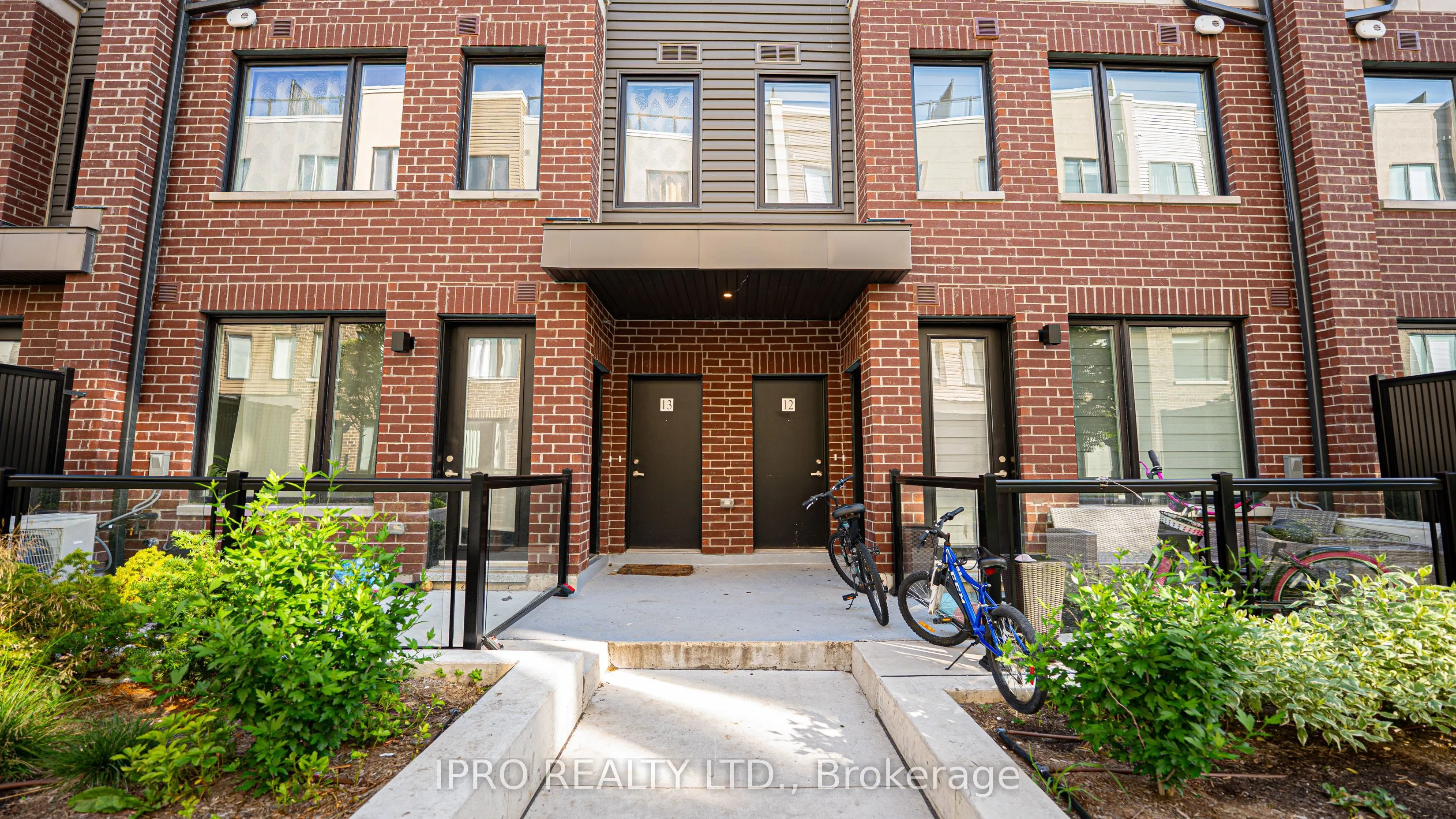 3415 Ridgeway Drive, #13