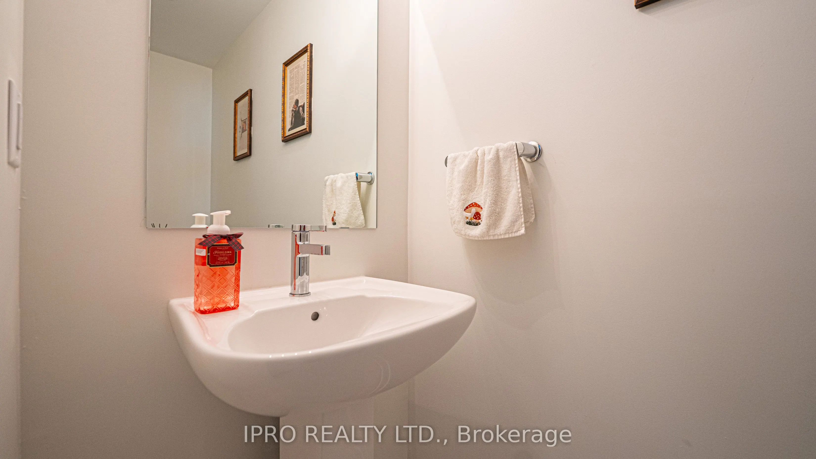 3415 Ridgeway Drive, #13