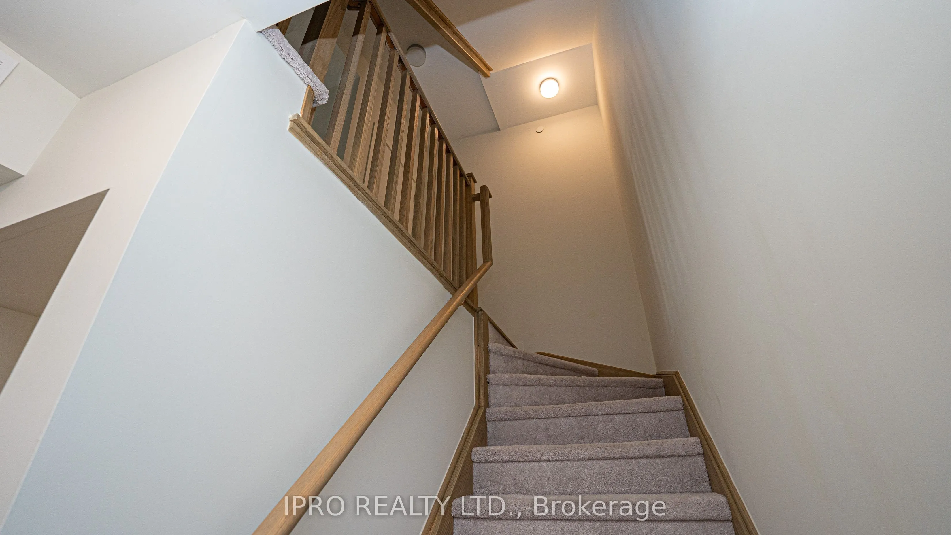 3415 Ridgeway Drive, #13