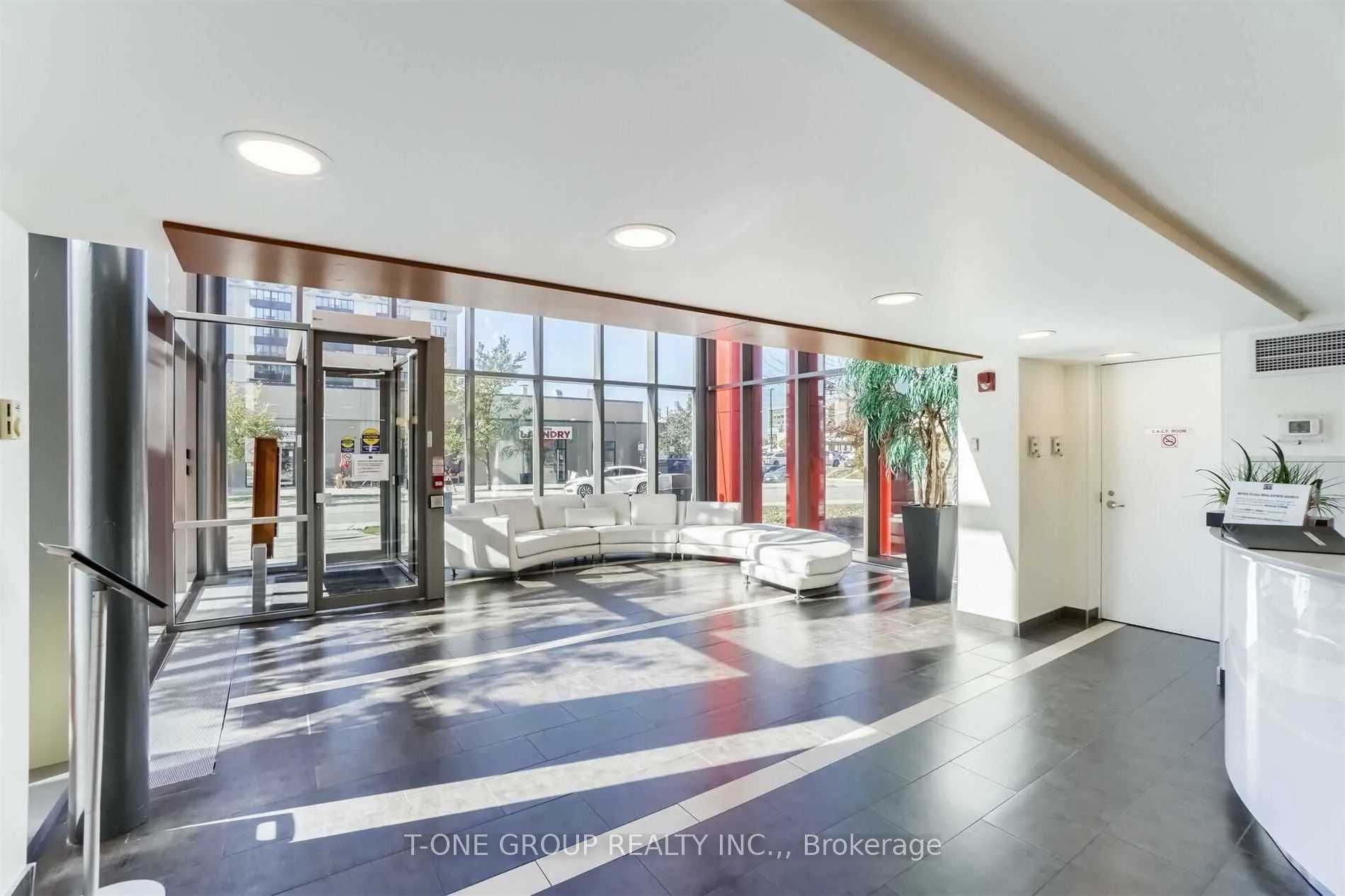 15 James Finlay Way, #717