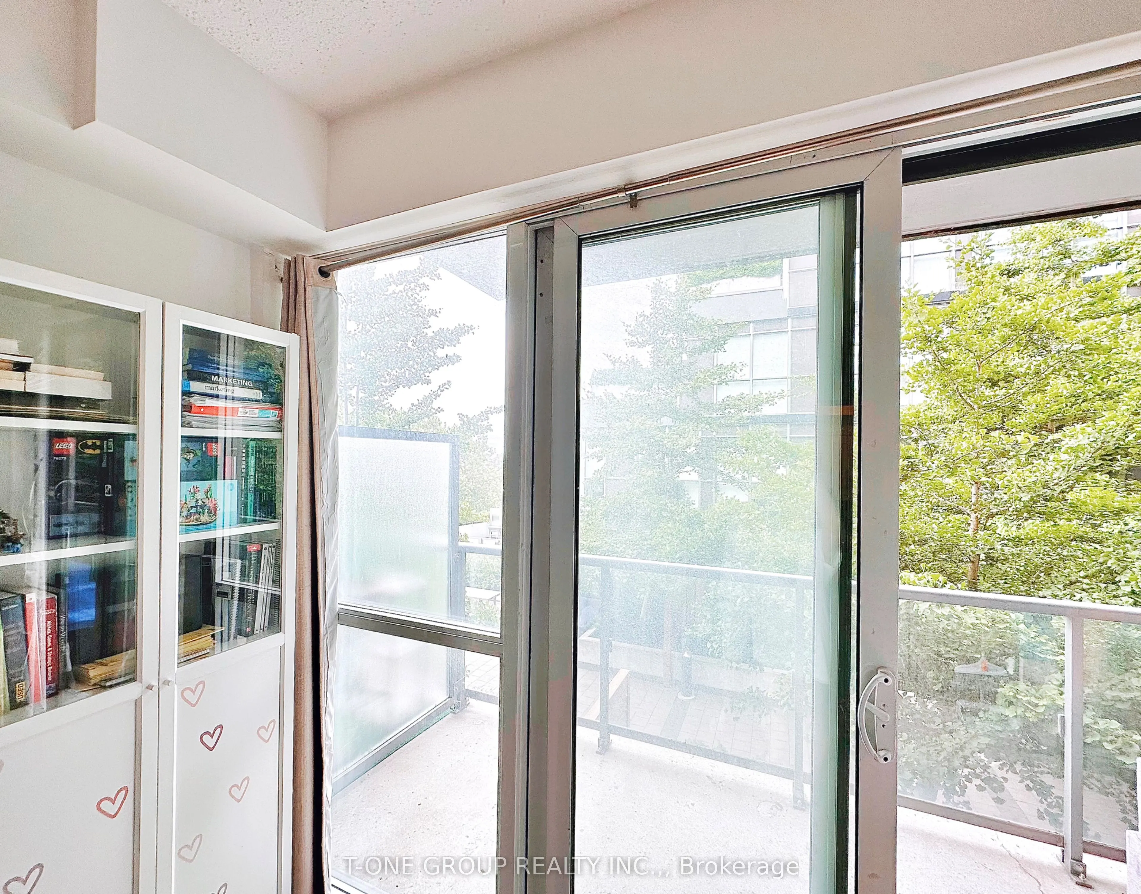 15 James Finlay Way, #717