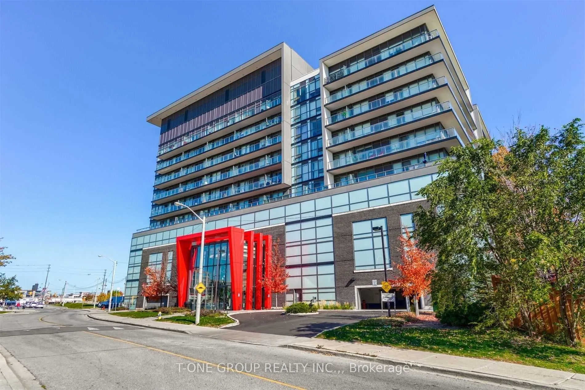 15 James Finlay Way, #717