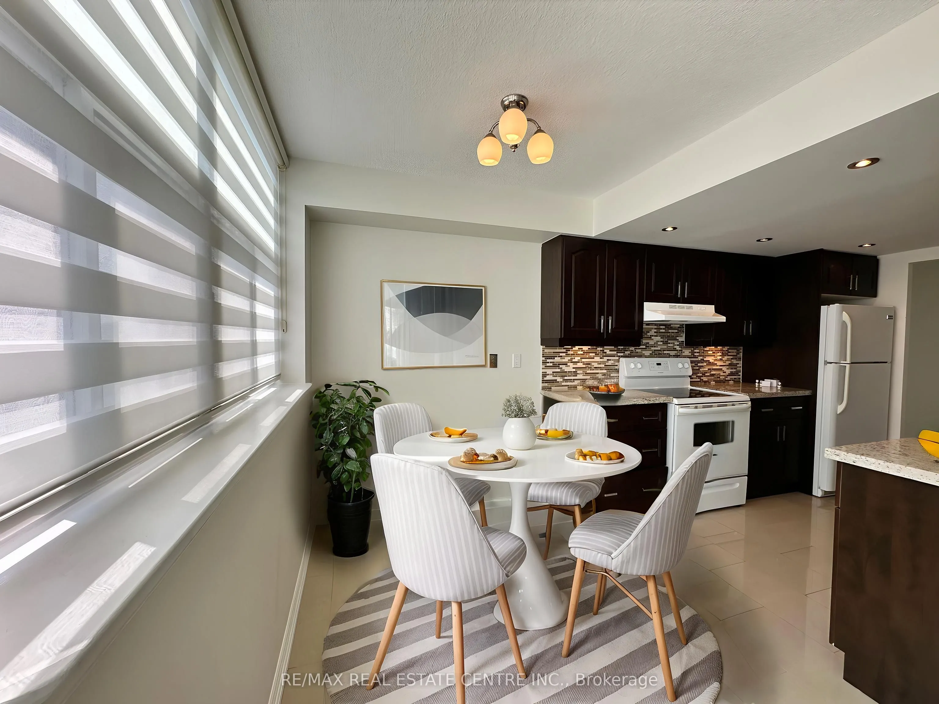 1360 Rathburn Road E, #302