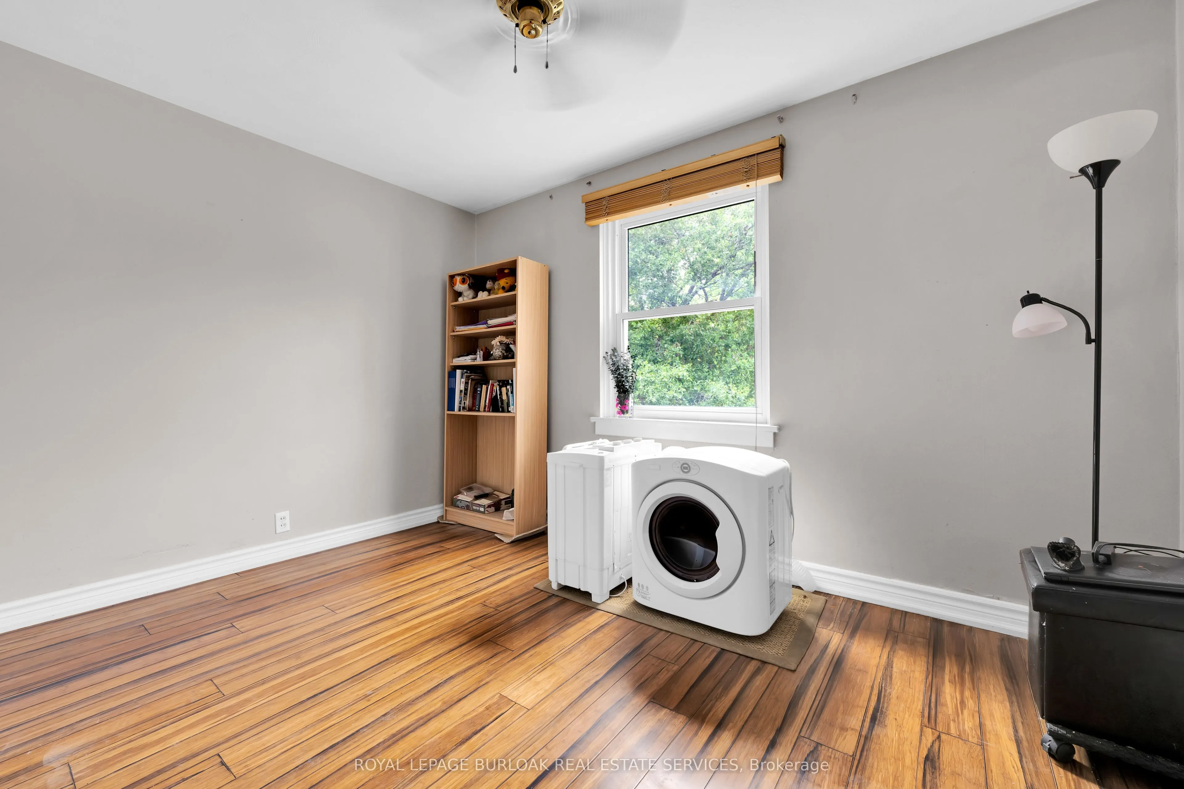 1349 Lakeshore Road, #22
