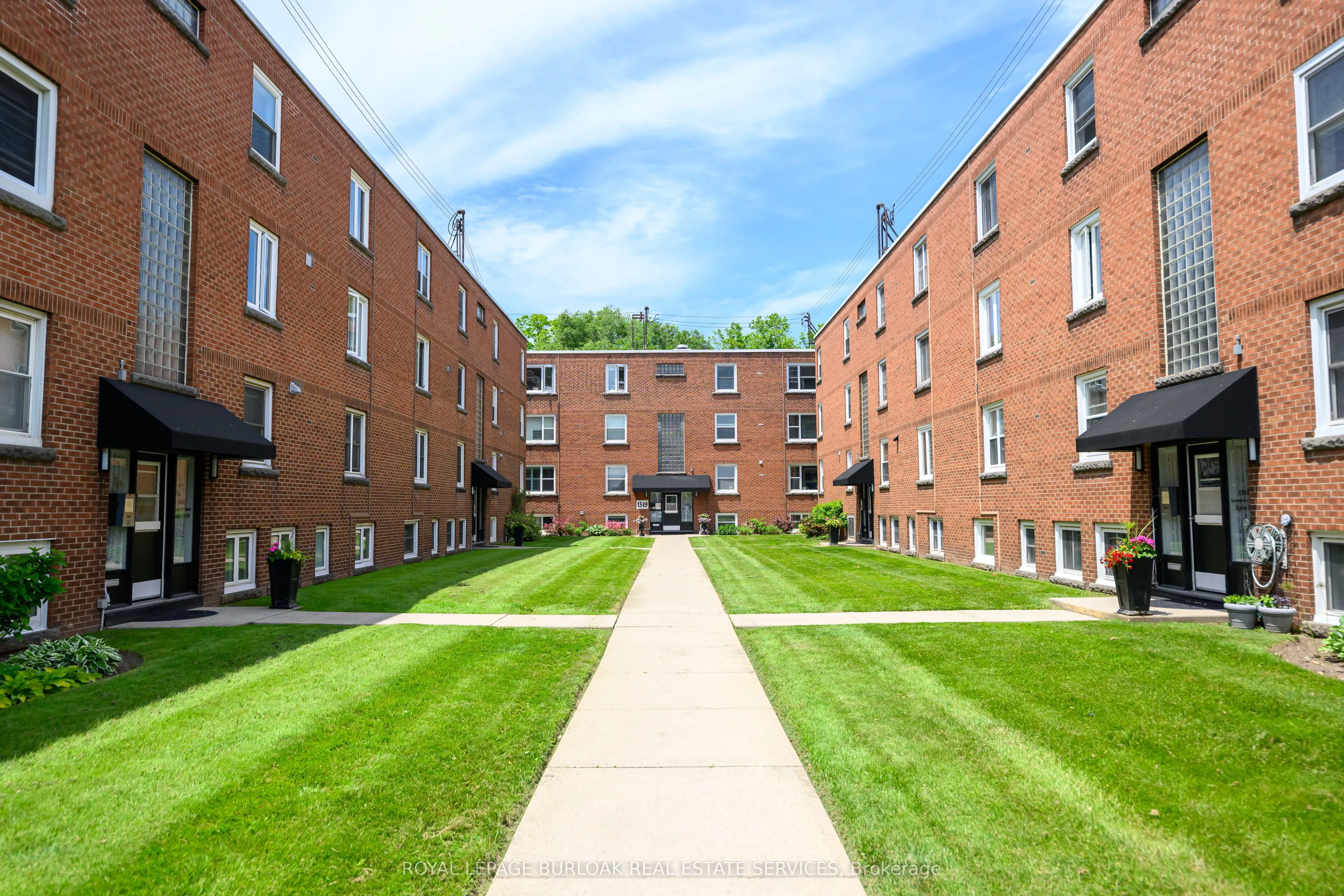 1349 Lakeshore Road, #22