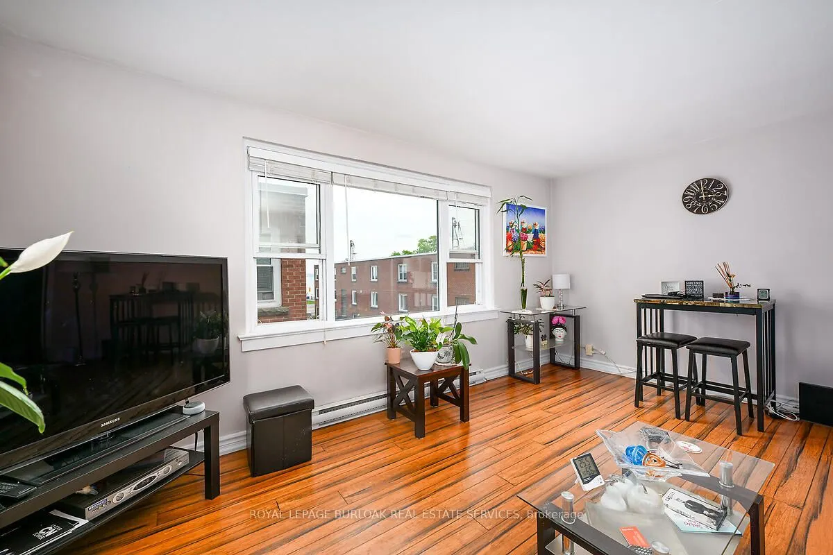 1349 Lakeshore Road, #22