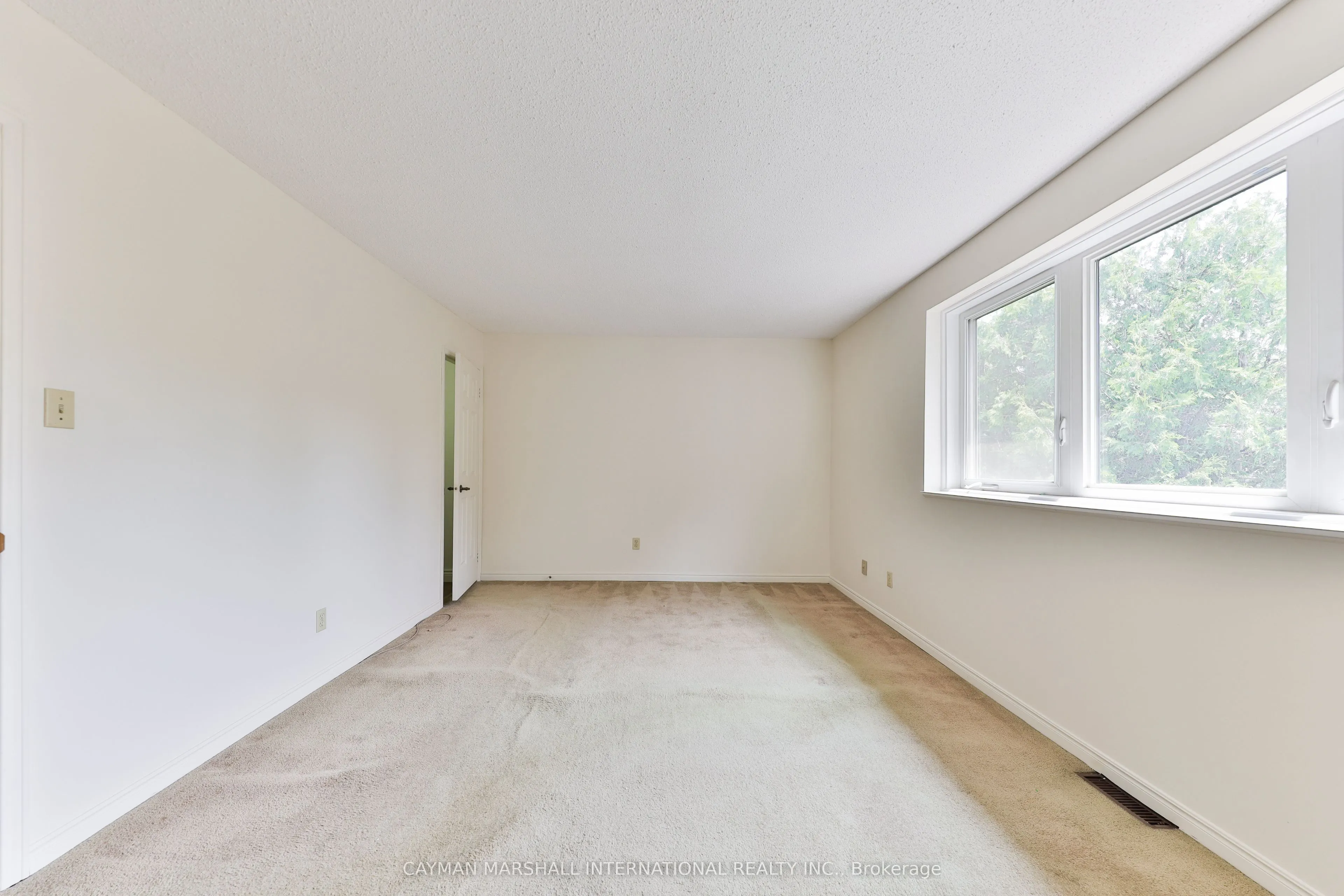1160 Walden Circle, #11