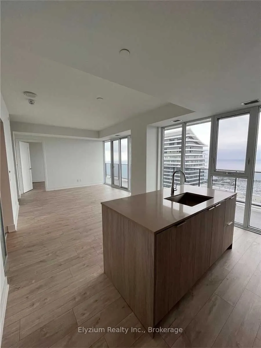 70 Annie Craig Drive, #5106