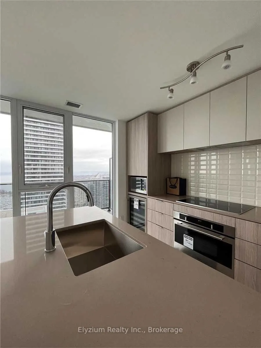70 Annie Craig Drive, #5106