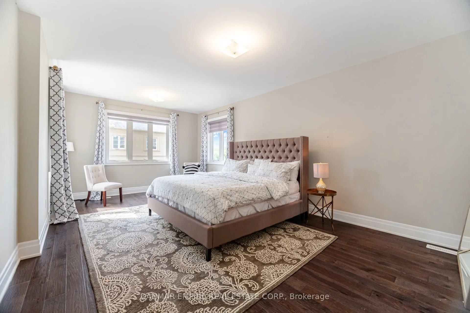 386 Tudor Avenue