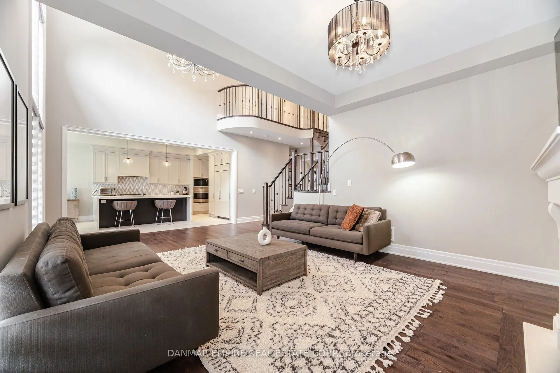 386 Tudor Avenue
