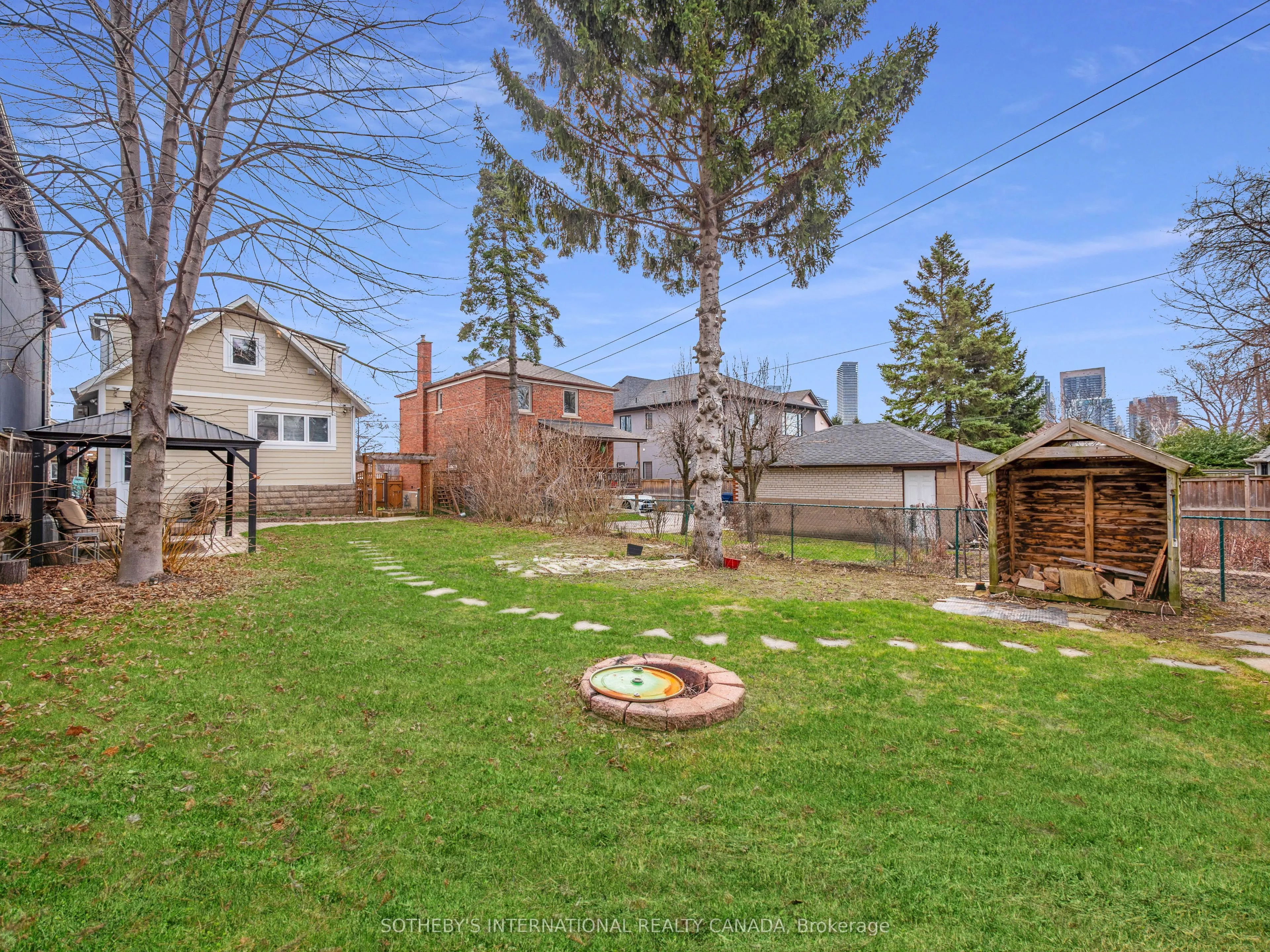 38 Guthrie Avenue