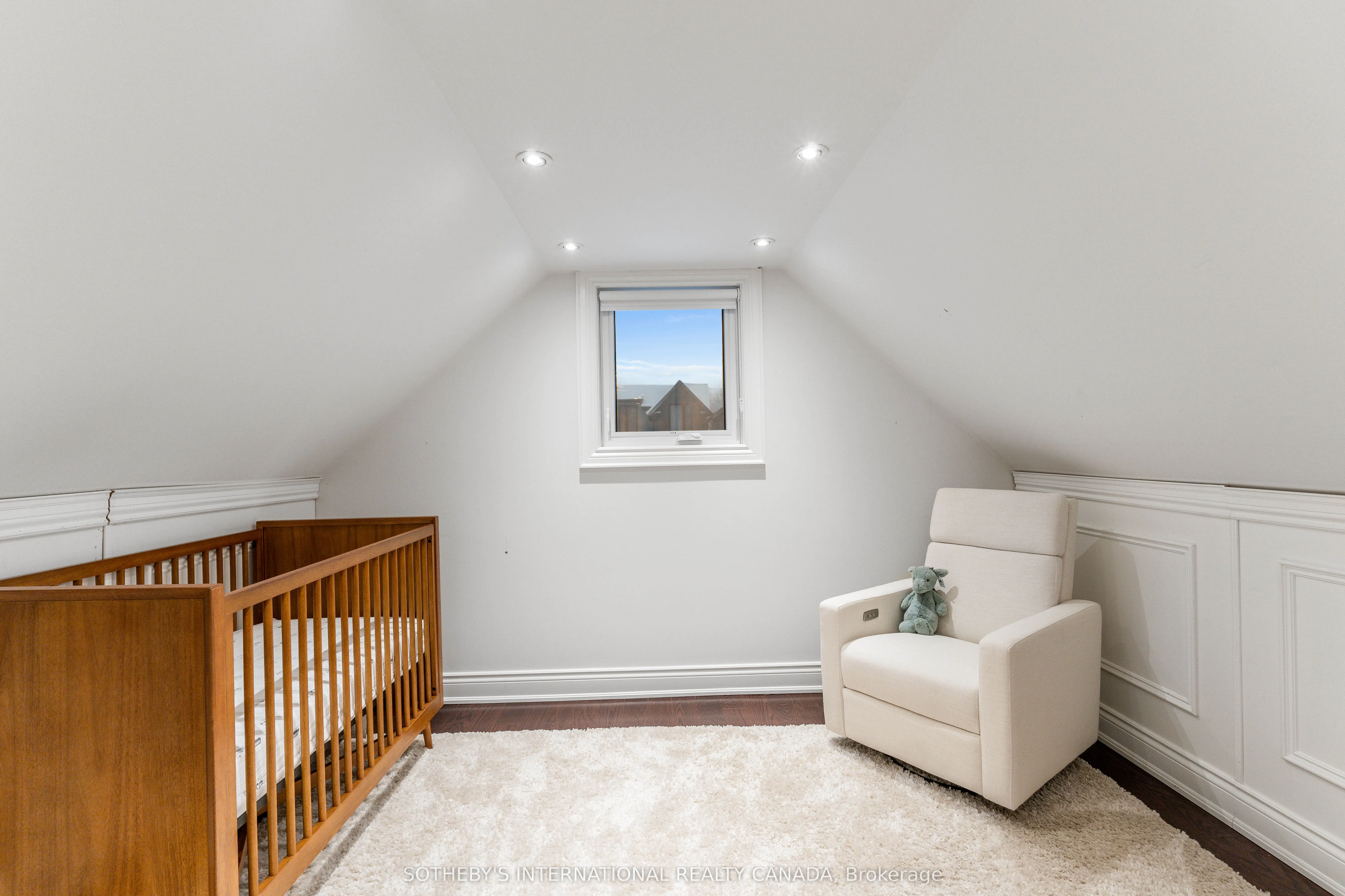 38 Guthrie Avenue