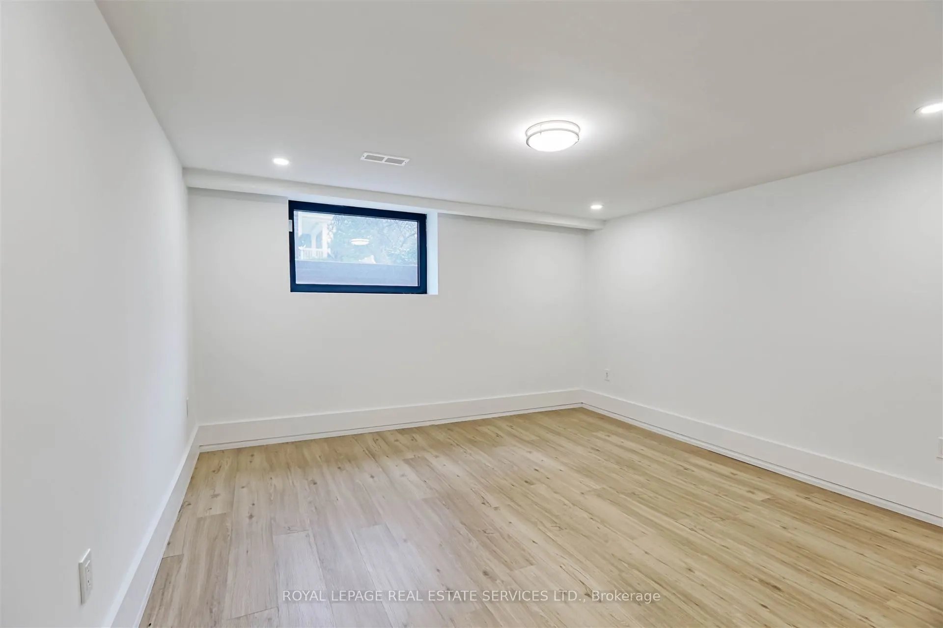 324 Riverside Drive