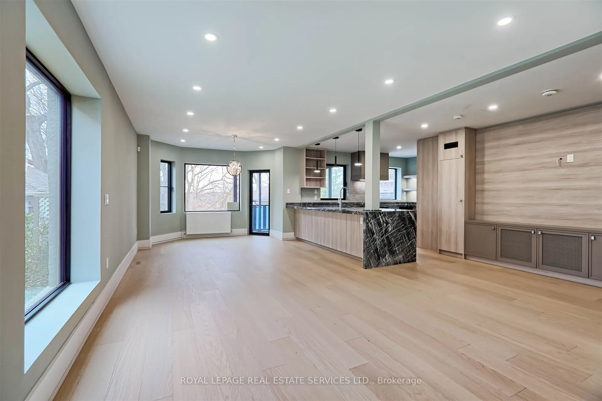 324 Riverside Drive