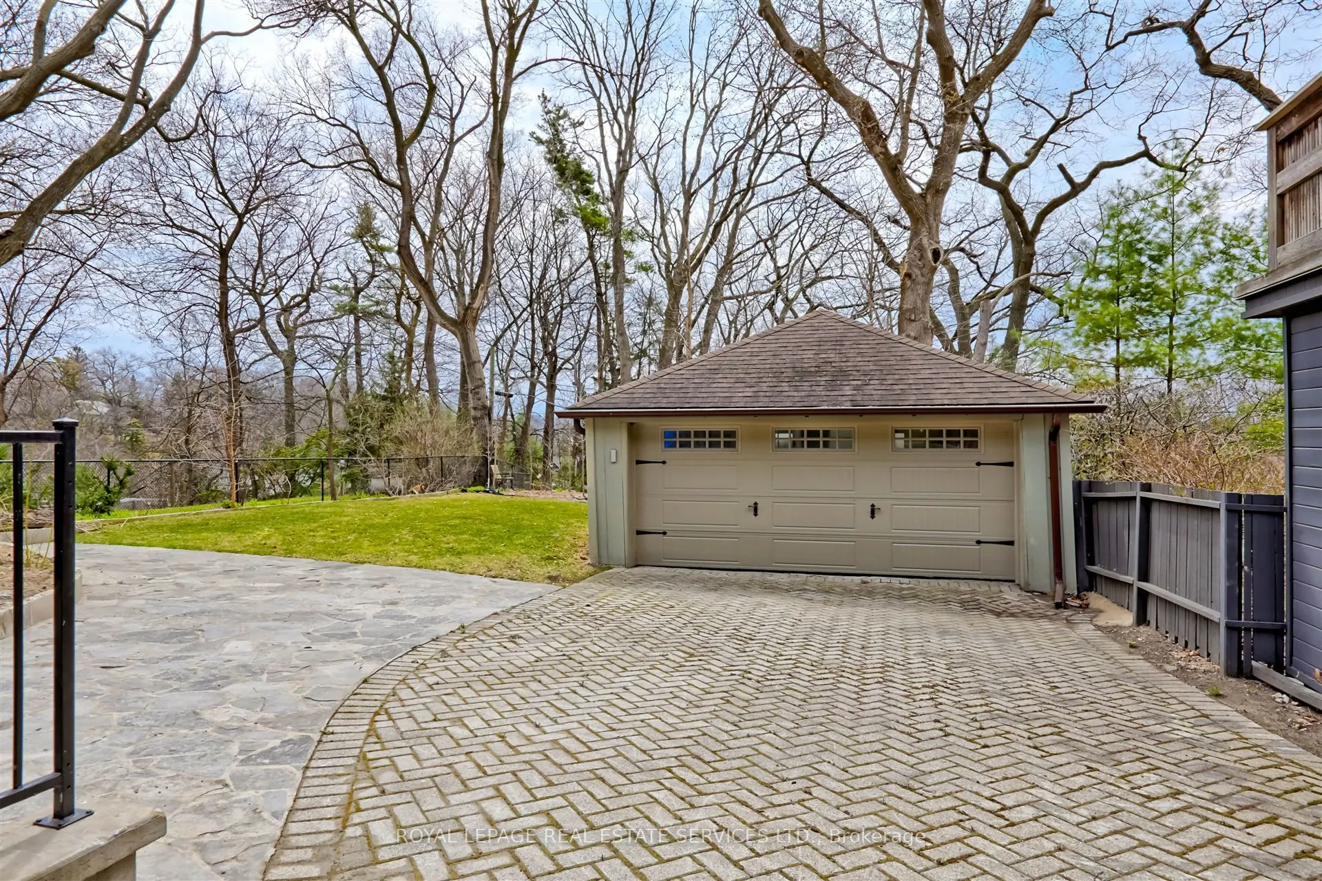 324 Riverside Drive