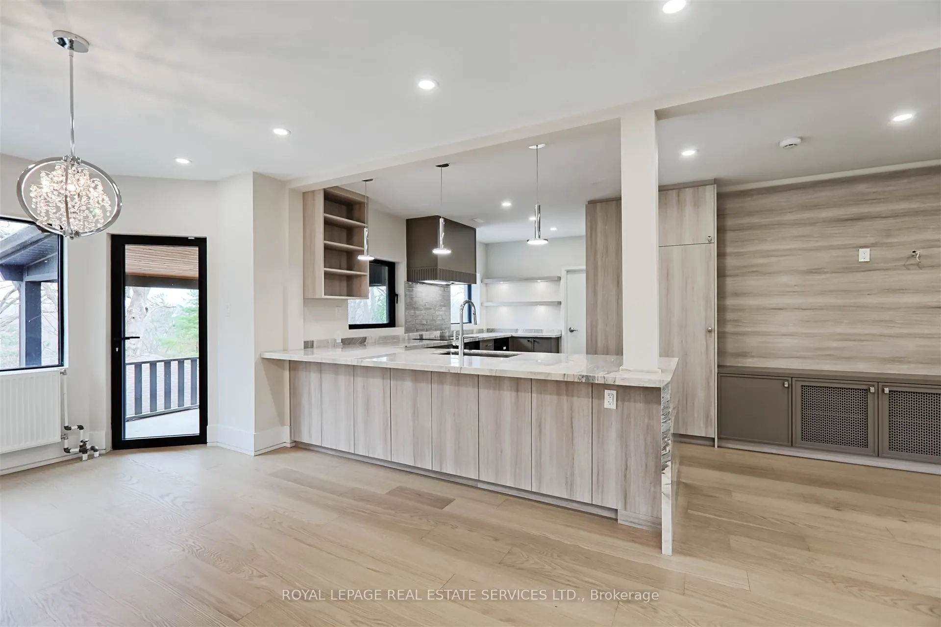 324 Riverside Drive