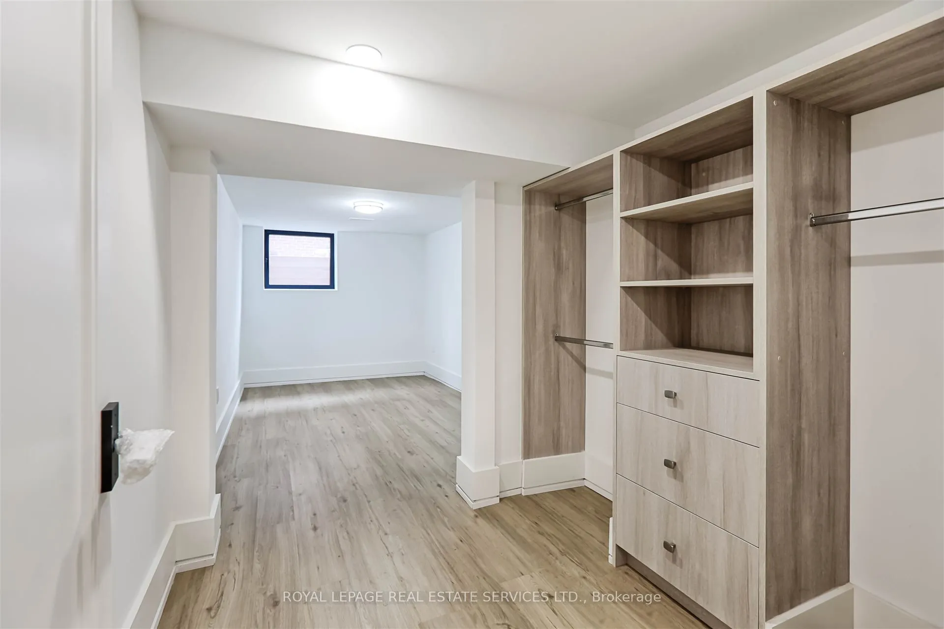 324 Riverside Drive
