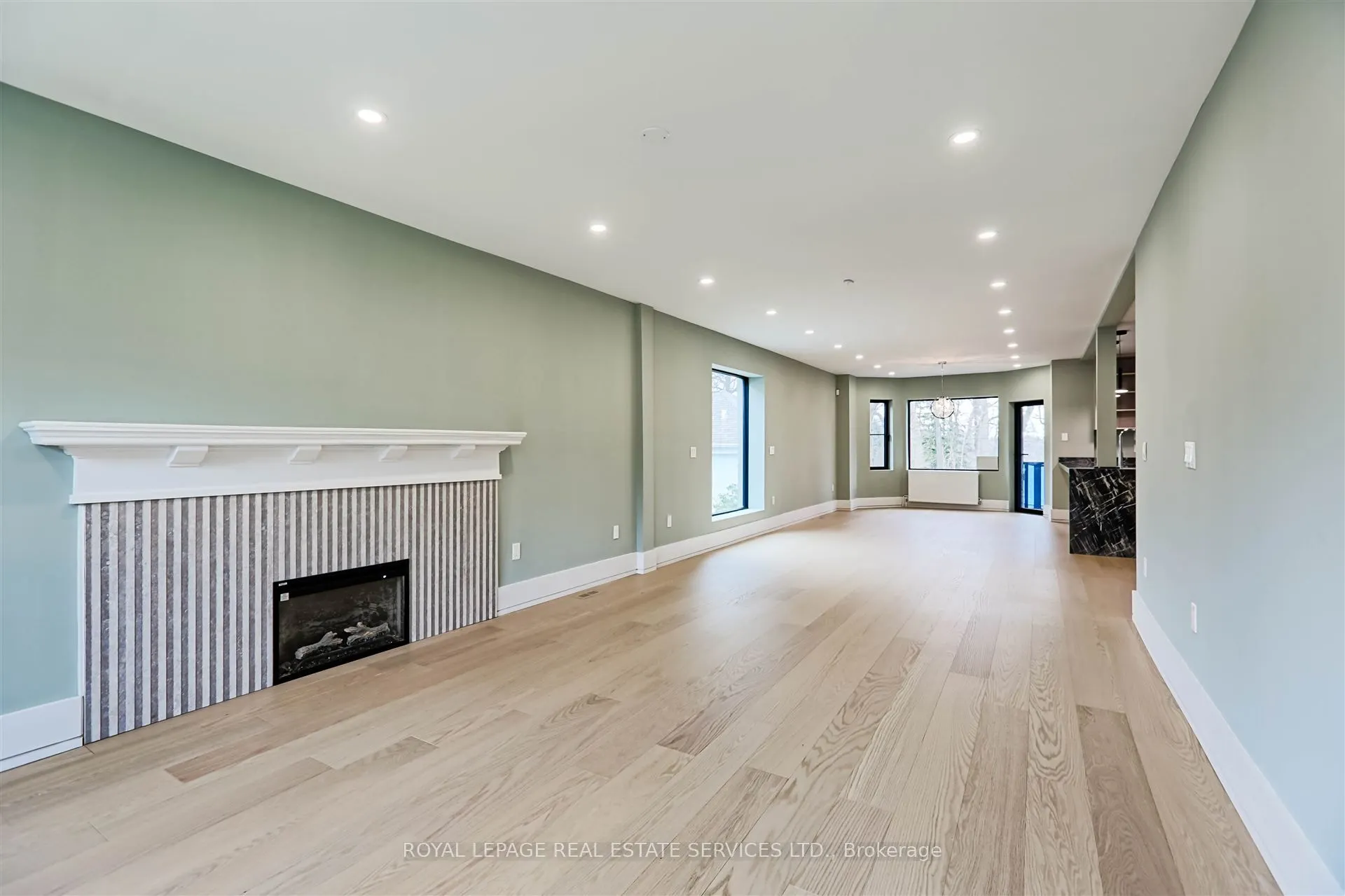 324 Riverside Drive