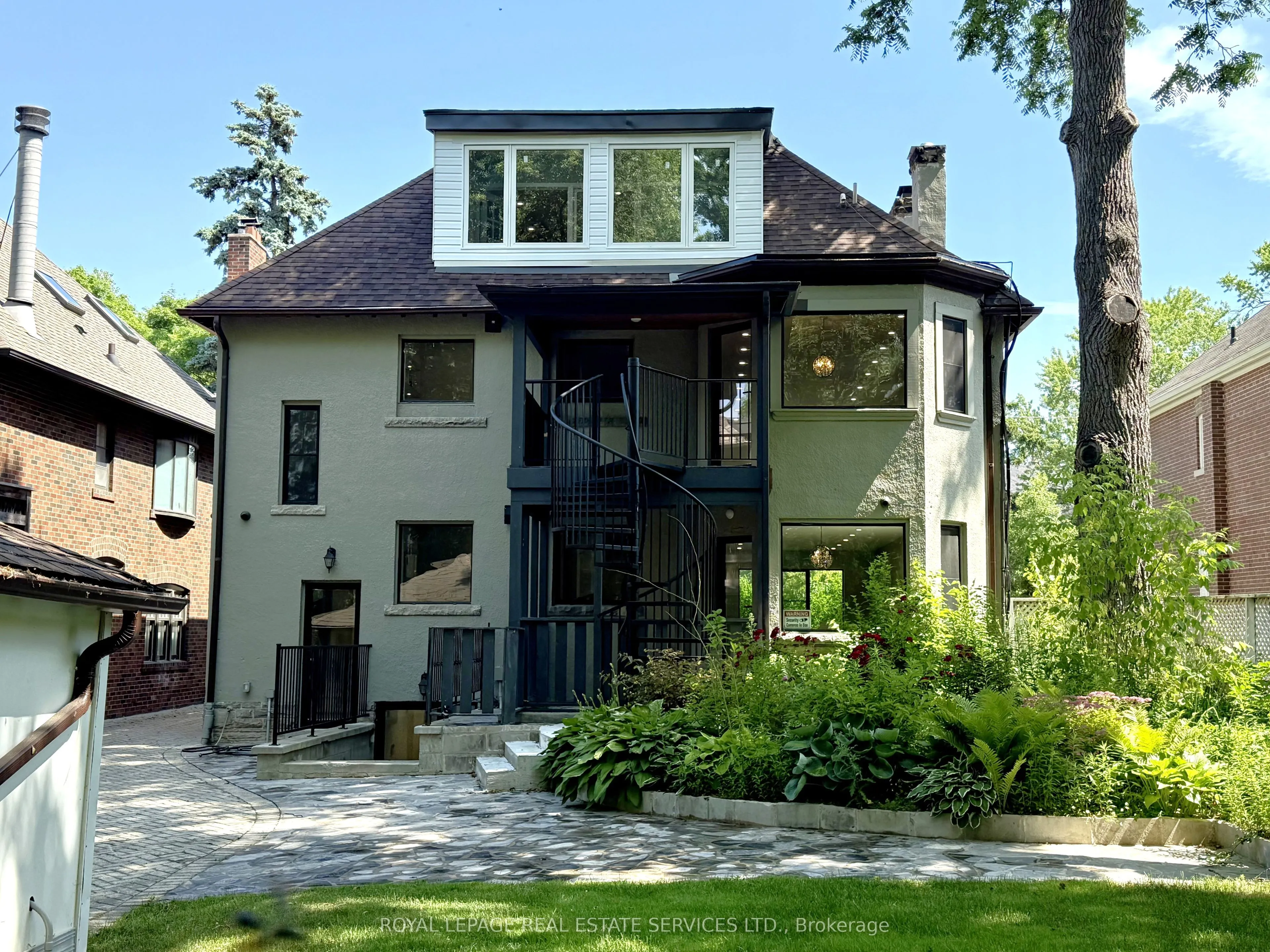 324 Riverside Drive
