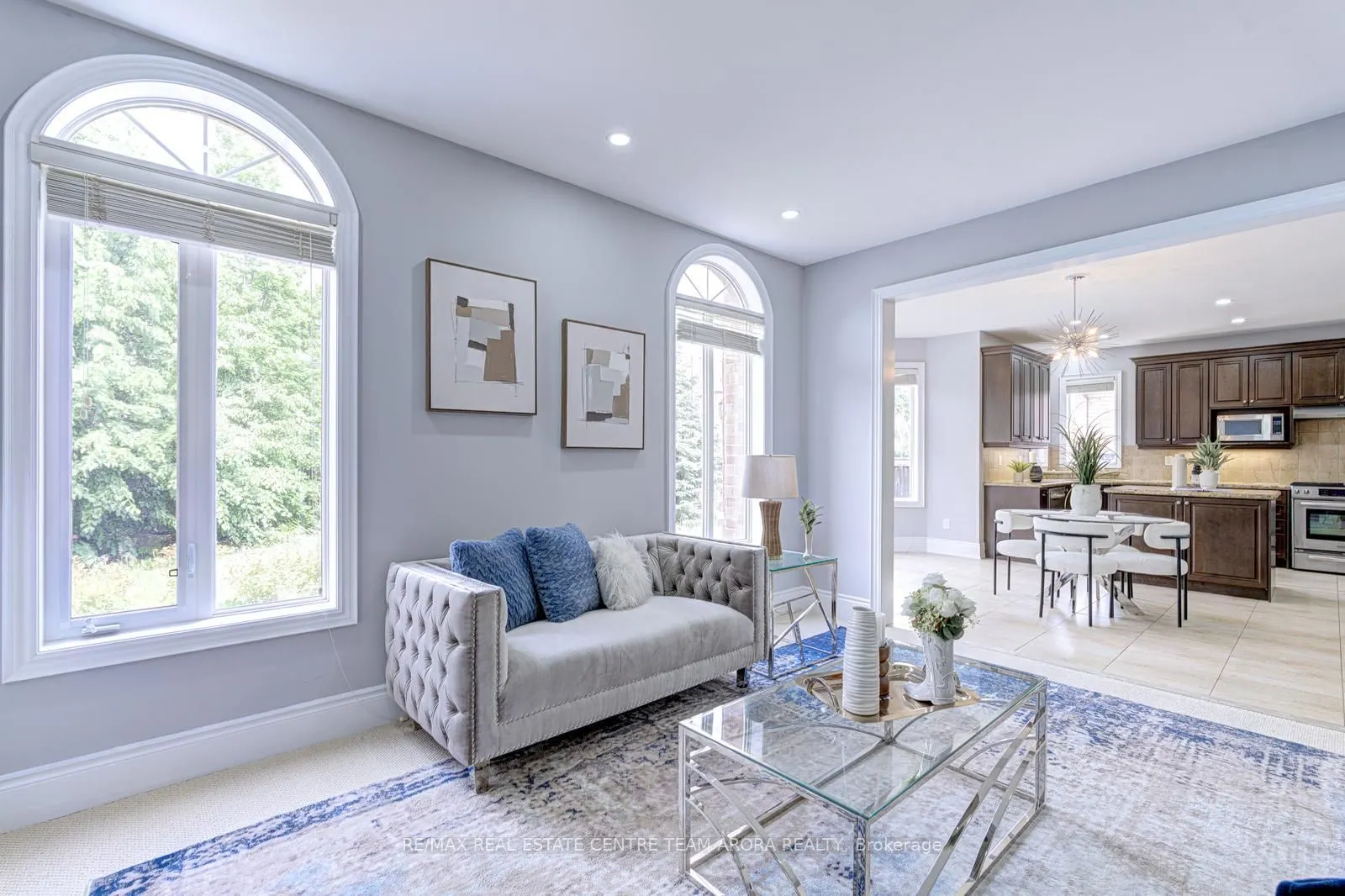 3313 Mistwell Crescent